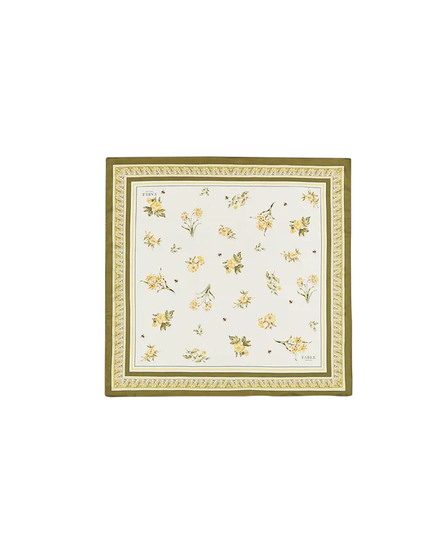 fable-england-nouveau-floral-tuch-gelb-quadratisch image 1