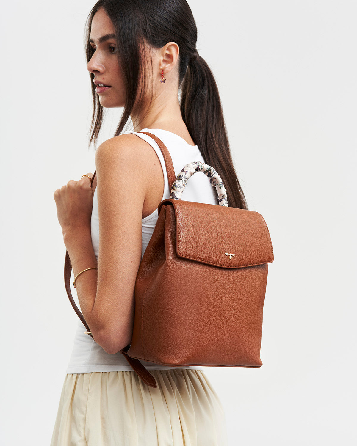 fable-england-handbags-laura-rucksack-tan-small-kunstleder image 2