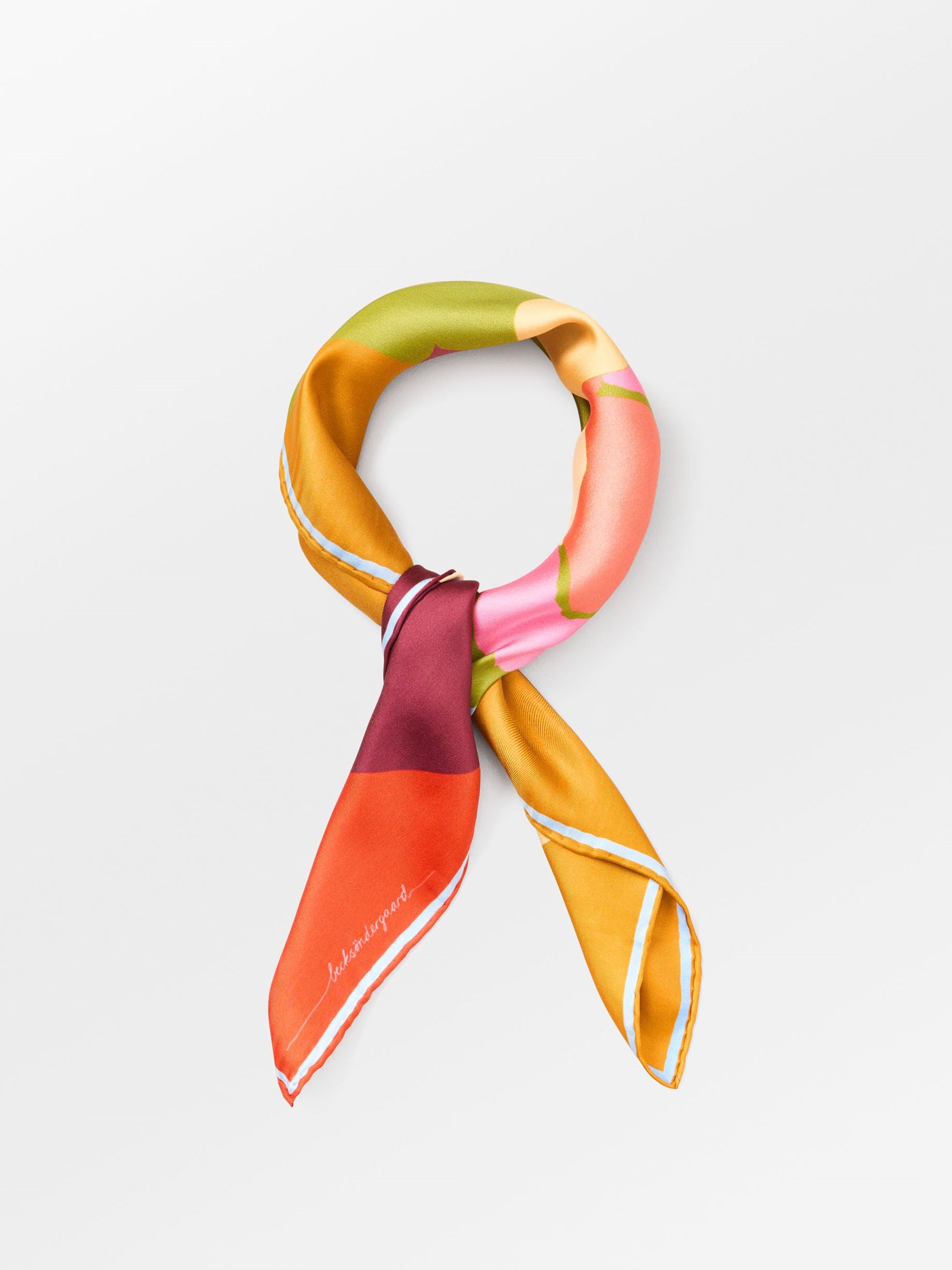 becks-ndergaard-blovia-sia-tuch-seide-multicolor-65x65 image 3