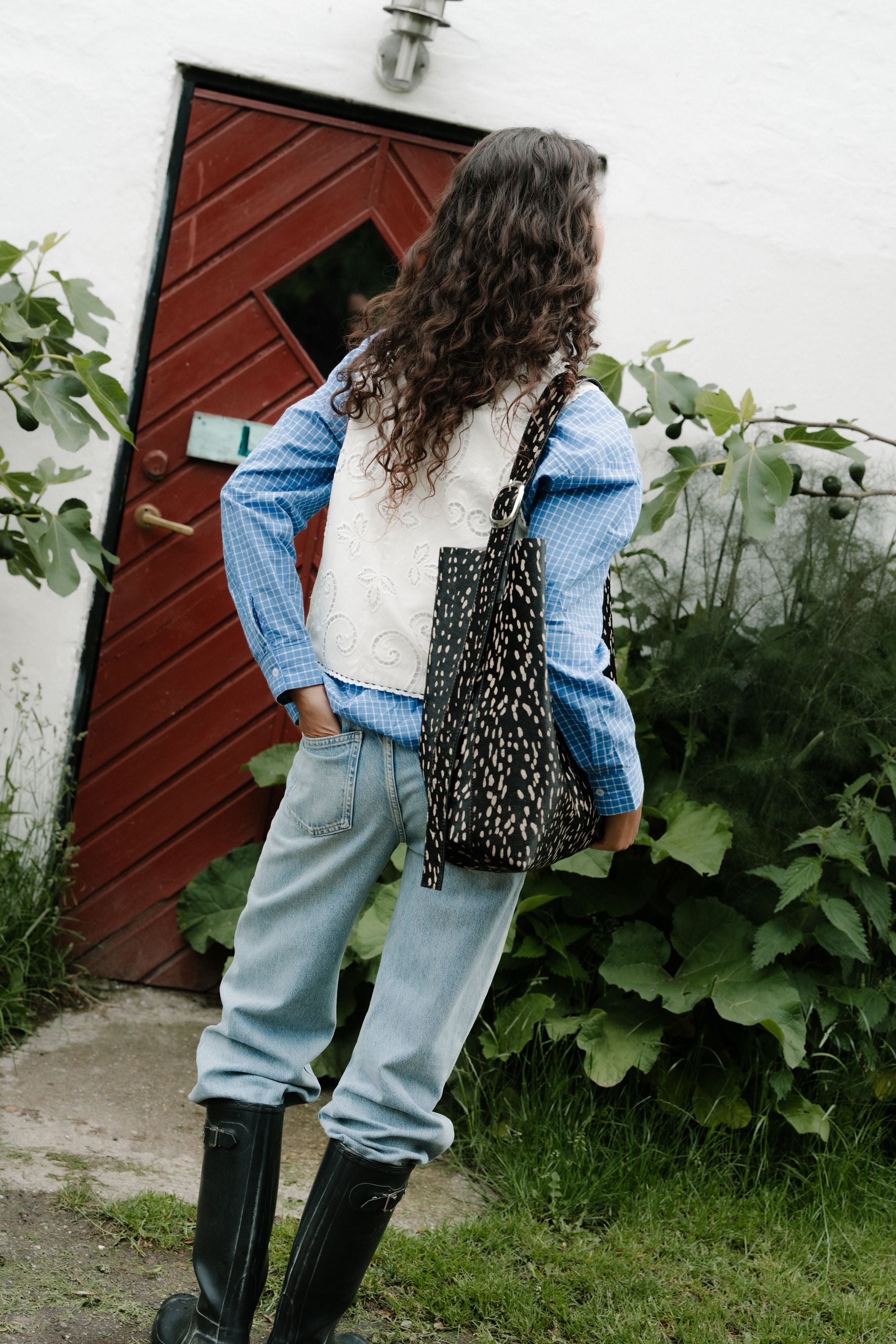 becks-ndergaard-deery-mae-buckle-umh-ngetasche-schwarz-leder image 2
