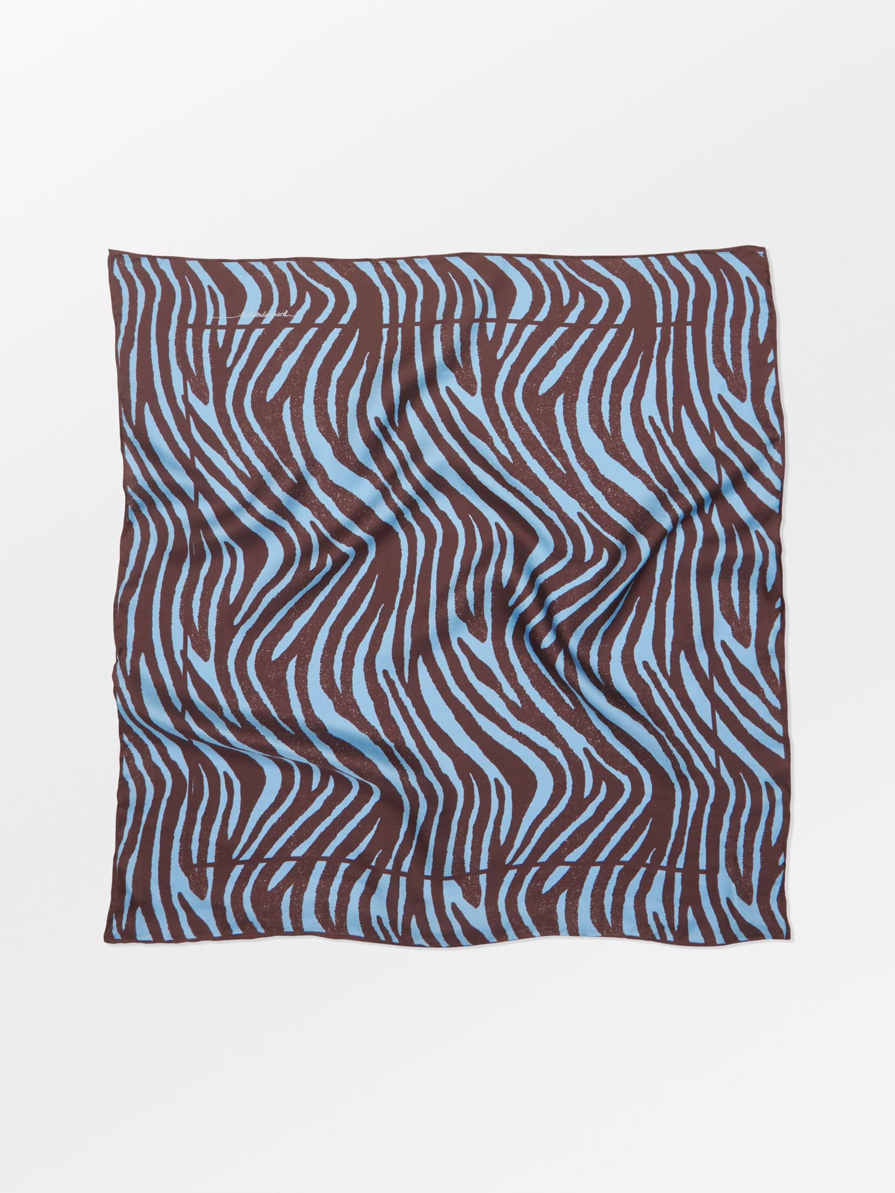 becks-ndergaard-zelora-sia-tuch-seide-dusk-blue-65x65 image 1