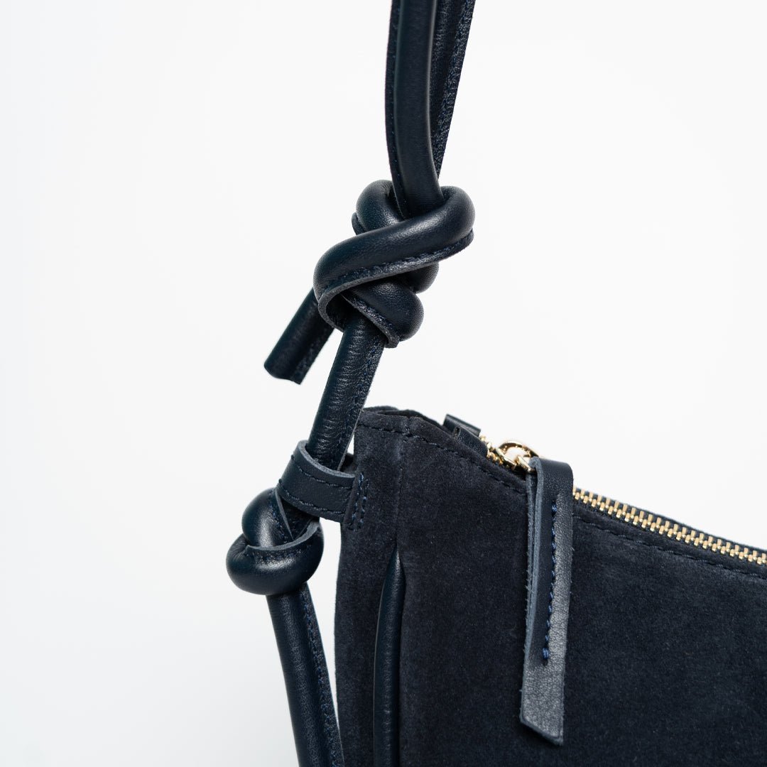 ann-kurz-half-moon-shopper-wildleder-navy-umh-ngetasche image 3