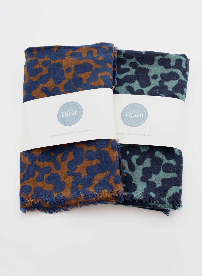 djian-edda-schal-merinowolle-stripes-blau-braun image 4