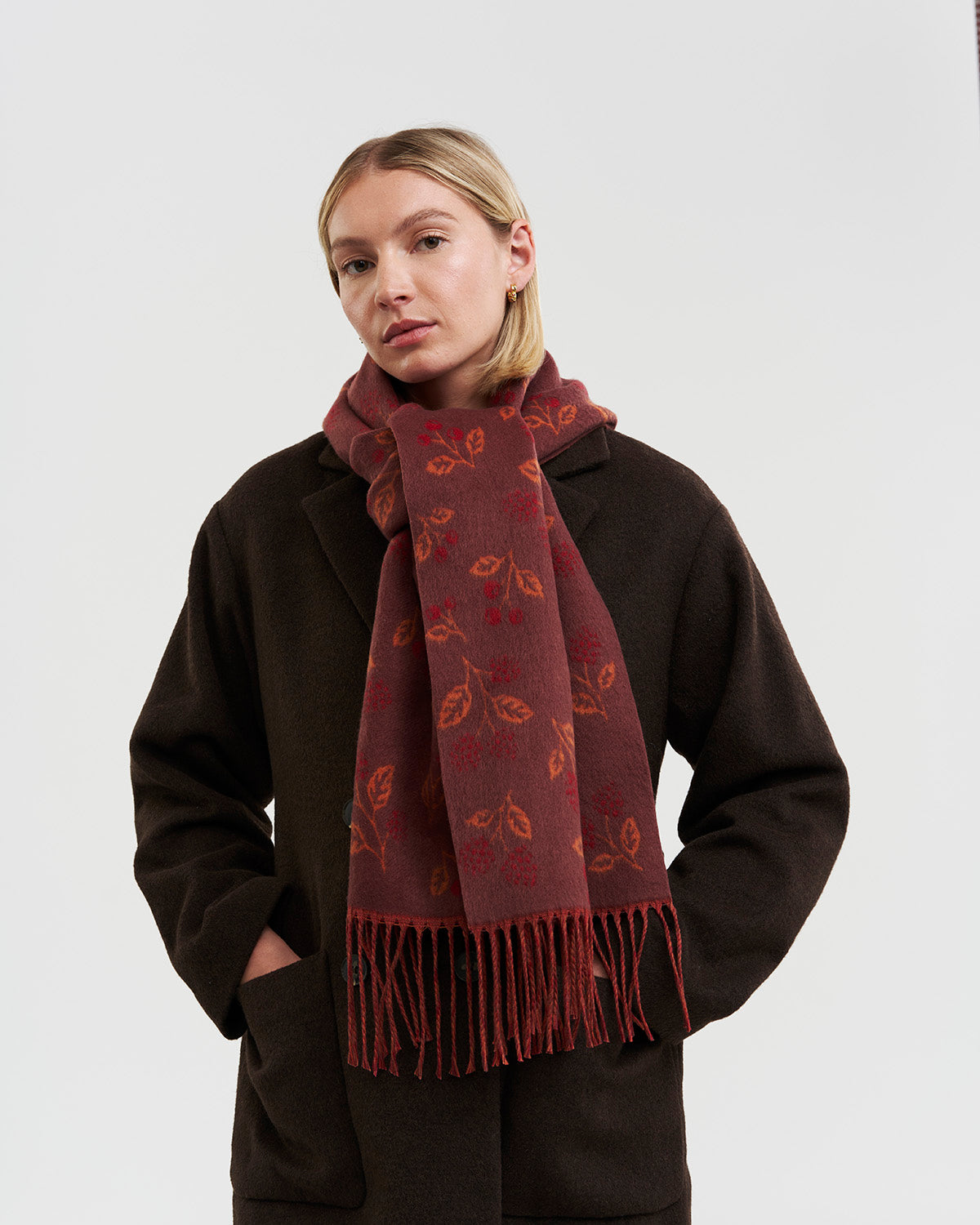 fable-england-blackberry-schal-lang-burgundy-brombeere image 2