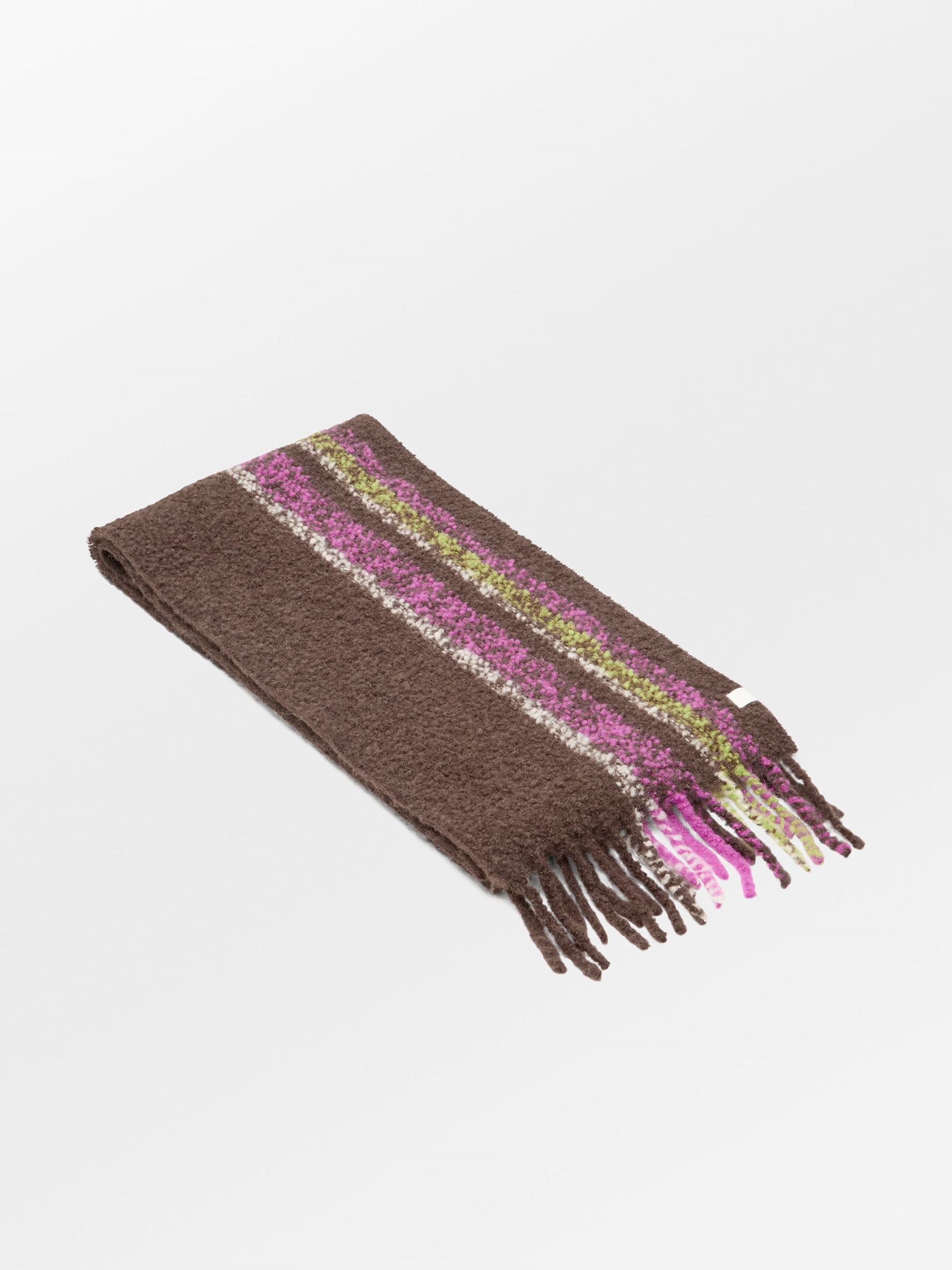 becks-ndergaard-vinca-wool-schal-hot-fudge-braun image 2