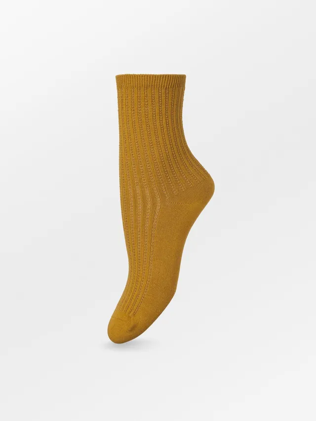 becks-ndergaard-helga-crochet-socken-warm-sand-baumwolle image 1