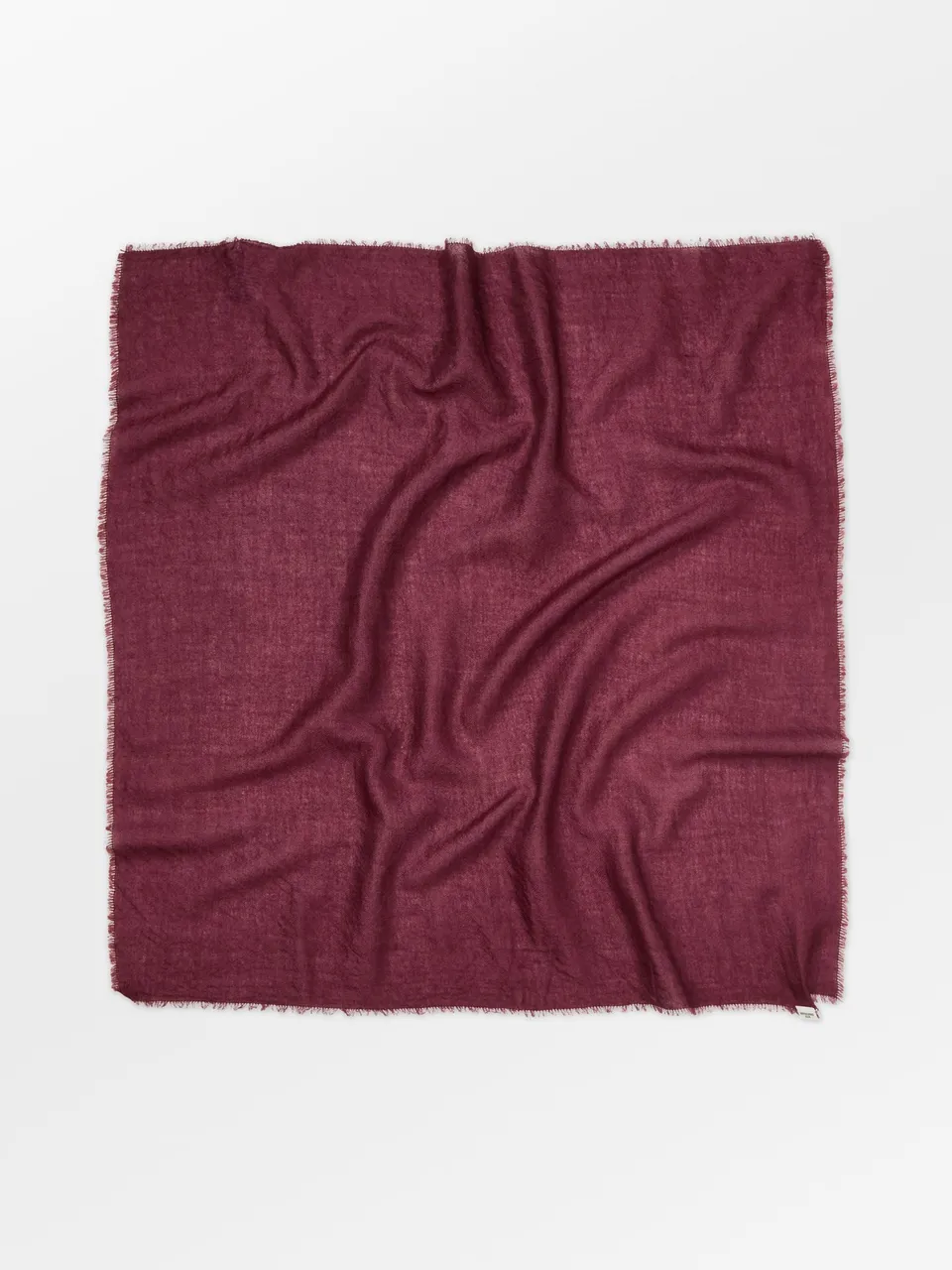 becks-ndergaard-cashma-small-scarf-kaschmir-burgundy-65x65 image 1