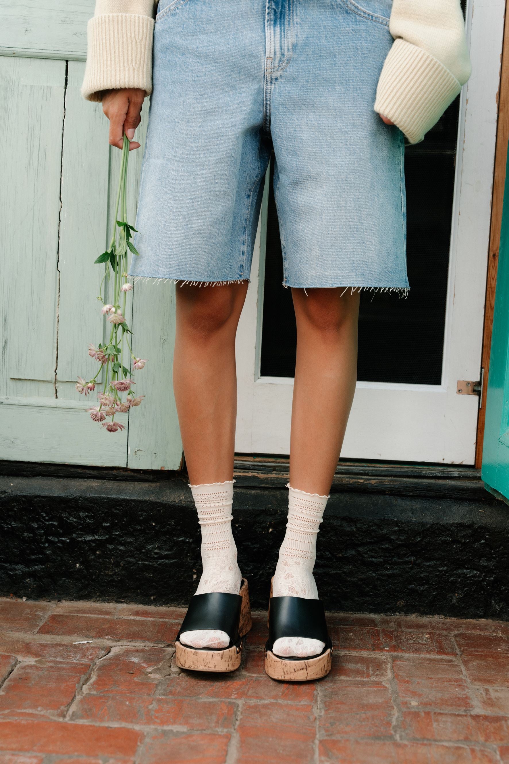 becks-ndergaard-bloom-lace-sock-spitzensocken-birch-white image 2