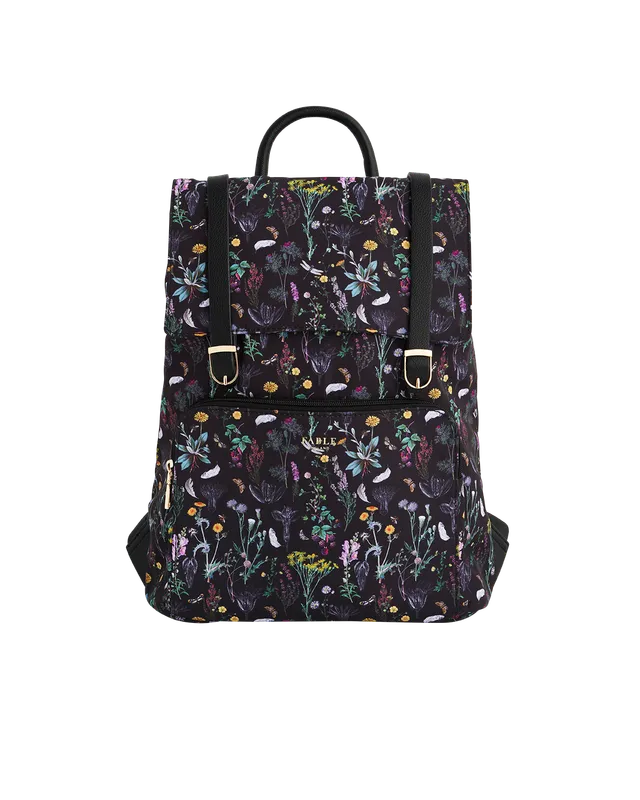 fable-england-wilderness-buckle-rucksack-schwarz-botanik image 1