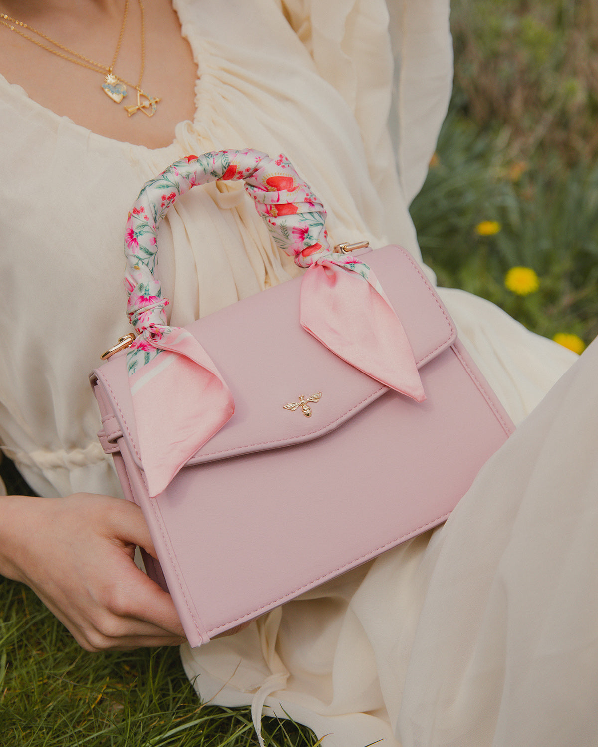fable-england-structured-tote-handtasche-rosa-klein image 2