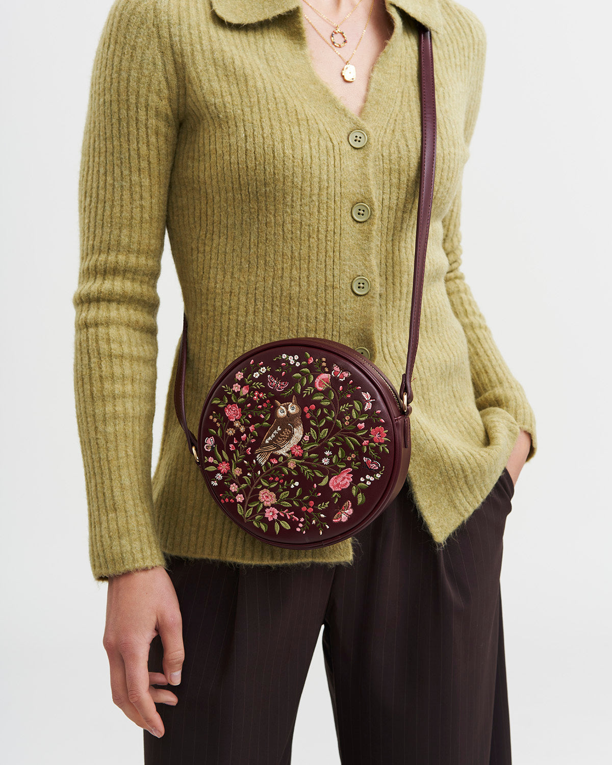 fable-england-chloe-owl-circle-tasche-umh-ngetasche-burgundy image 2