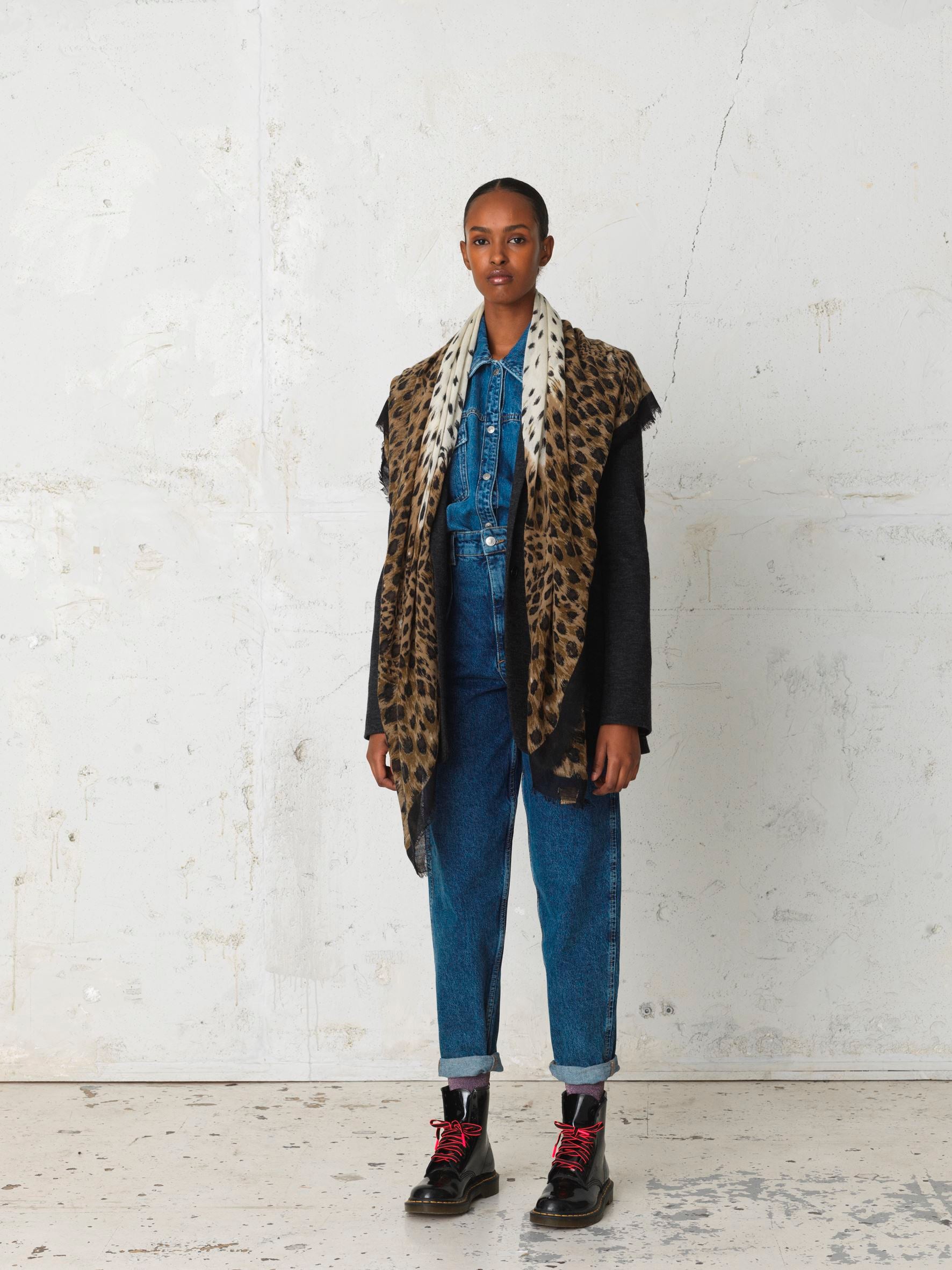 becks-ndergaard-coyle-scarf-schal-gelb-leo-wolle image 3