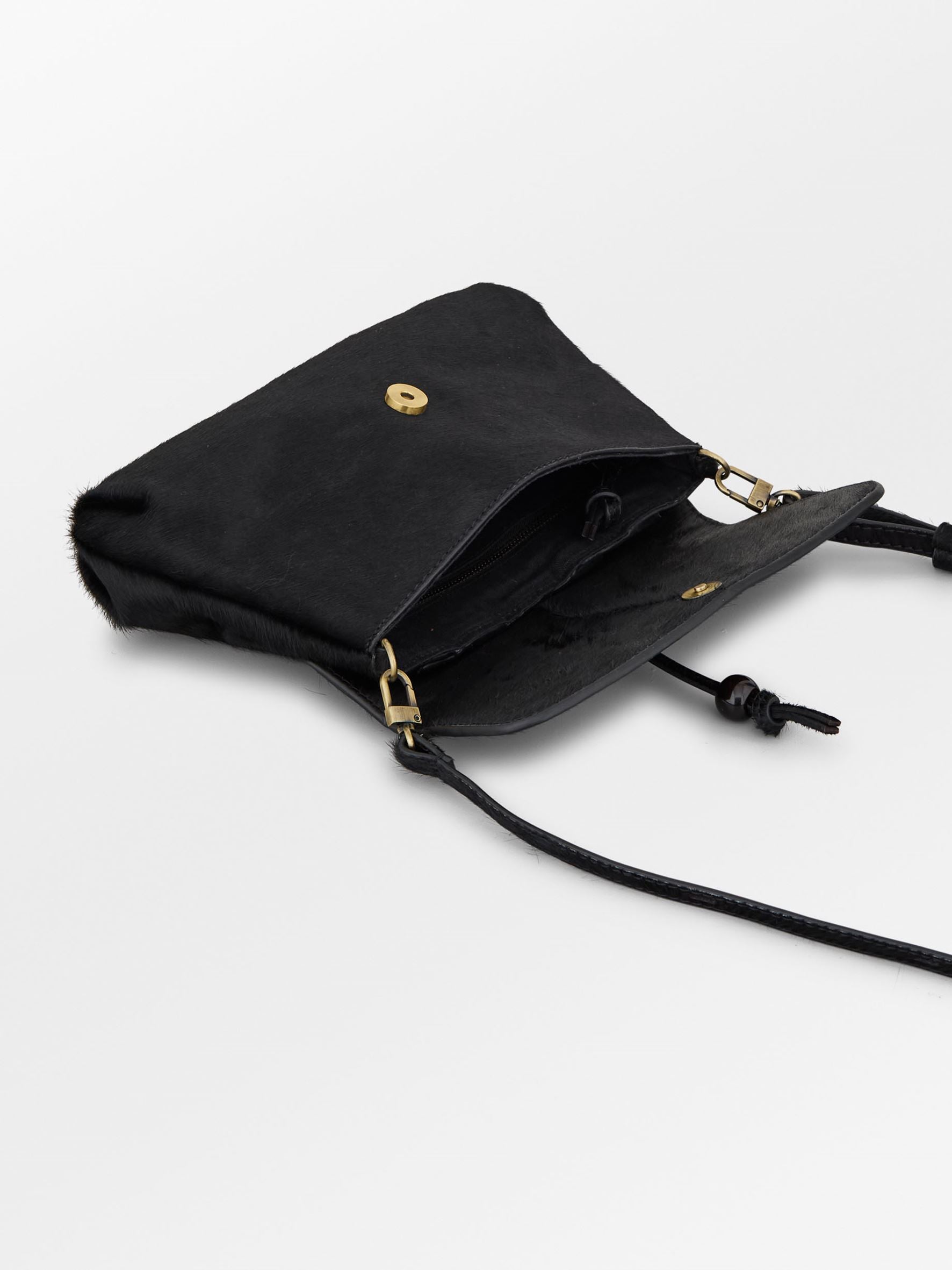becks-ndergaard-fily-bonita-flap-bag-umh-ngetasche-schwarz-leder image 3
