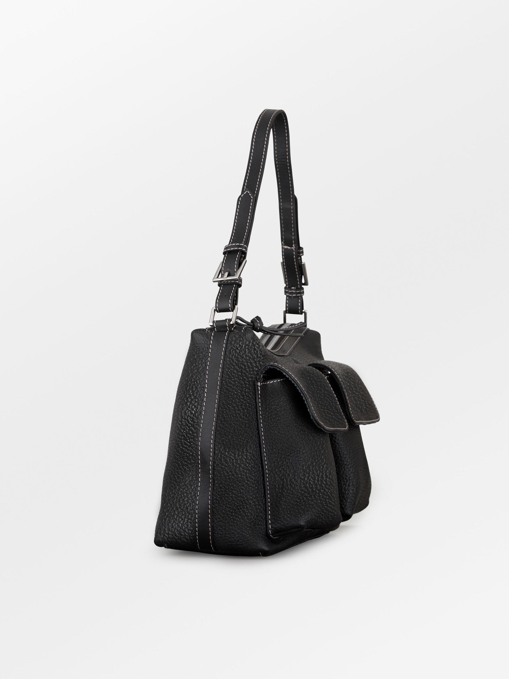 becks-ndergaard-grain-ginni-medi-pocket-tasche-black-leder image 2