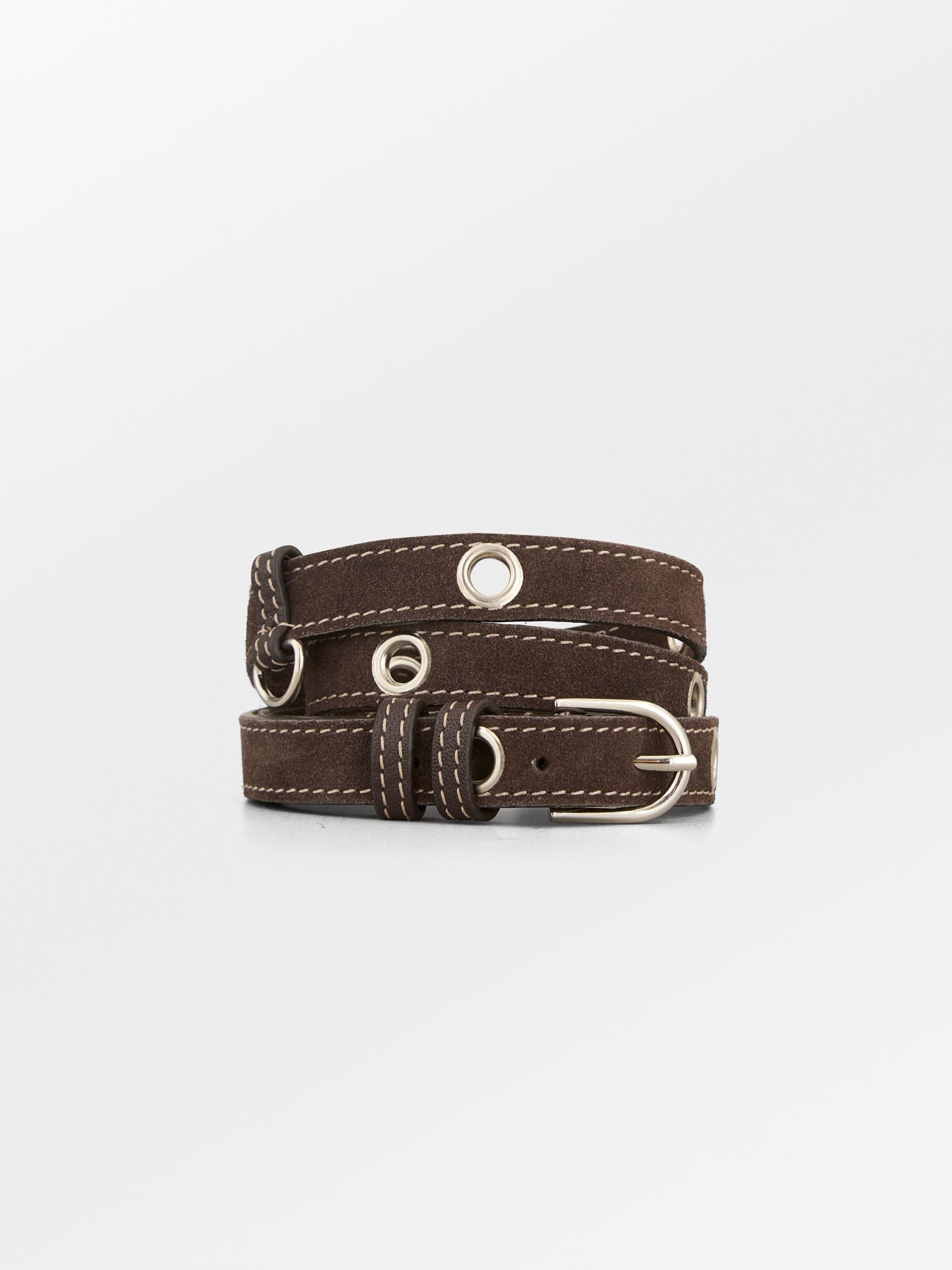 becks-ndergaard-ellura-zoe-g-rtel-chocolate-torte image 1