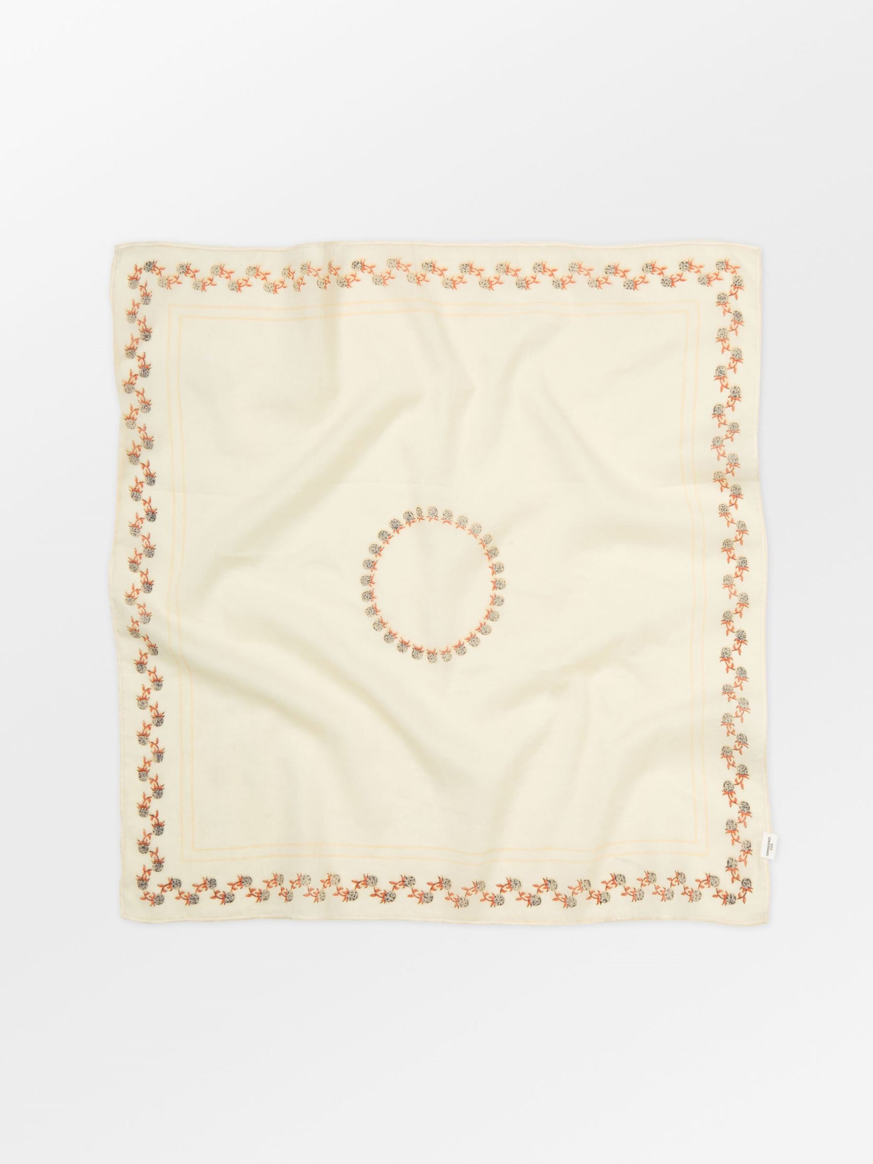 becks-ndergaard-brombeere-cotta-tuch-baumwolle-birch-white-55x55 image 1
