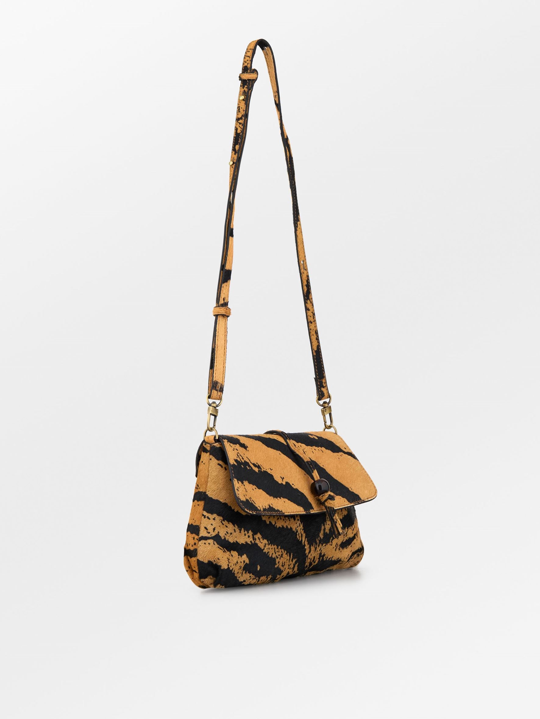 becks-ndergaard-tigarea-bonita-flap-bag-tasche-braun-leder image 2