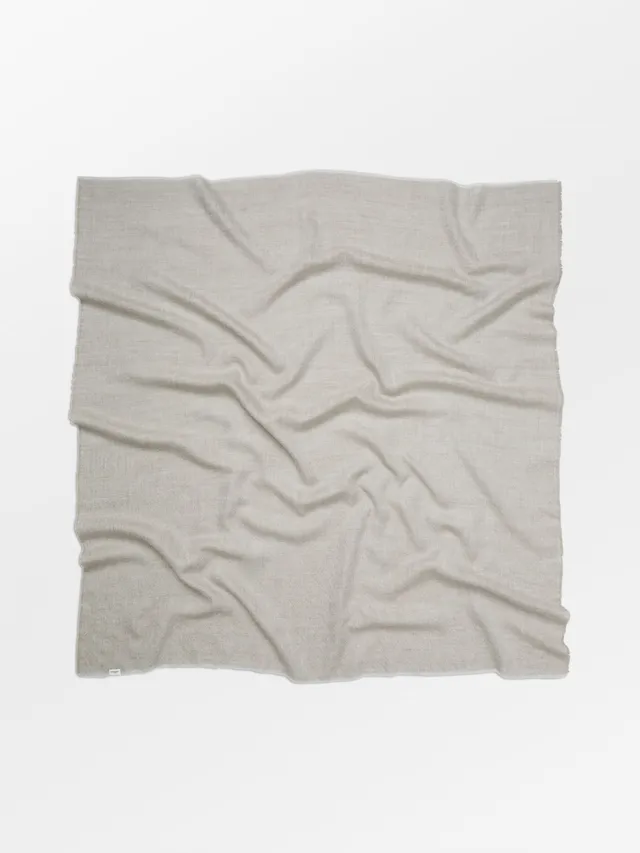 becks-ndergaard-cashma-big-schal-light-grey-90x90-kaschmir image 1