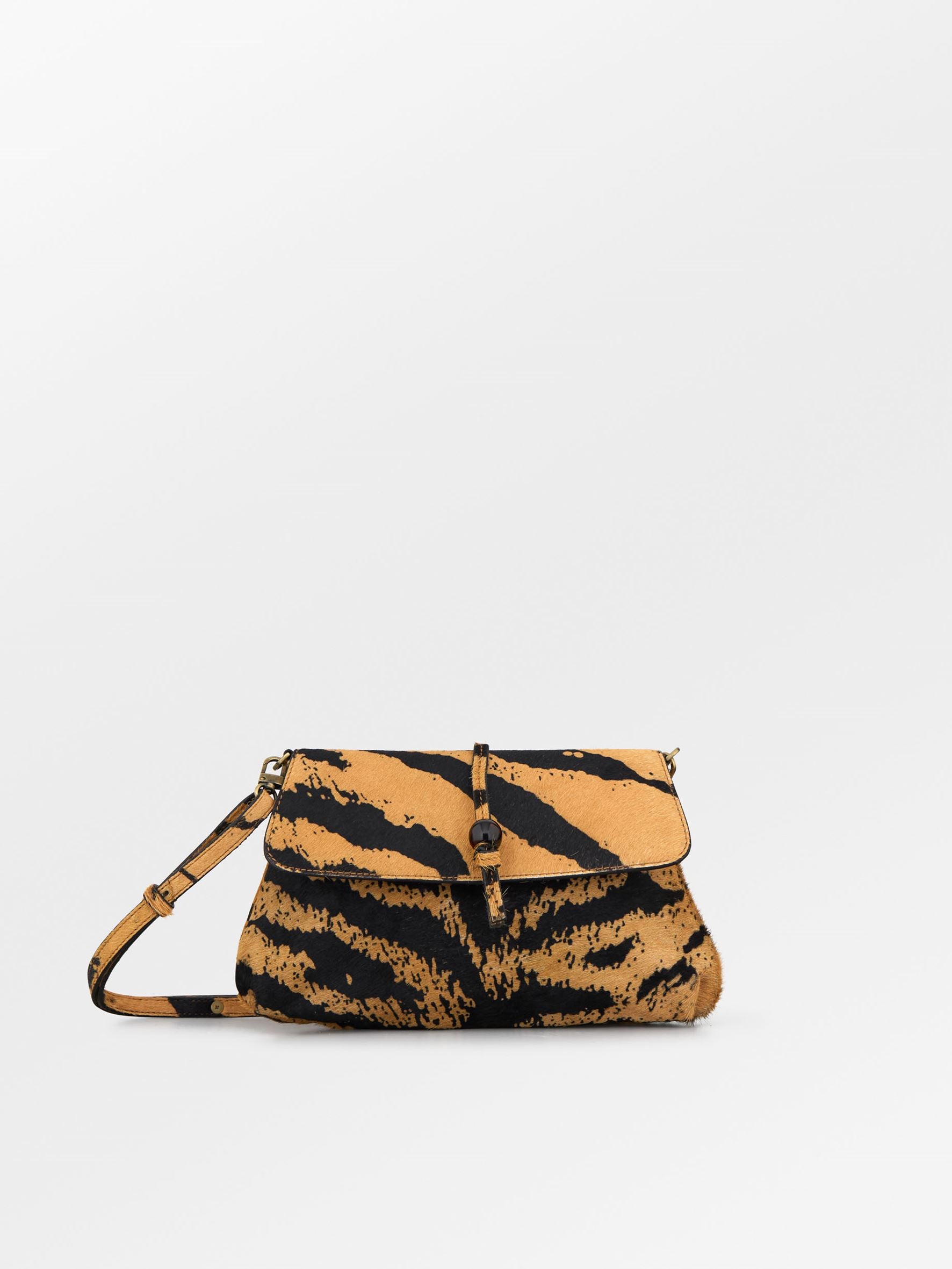 becks-ndergaard-tigarea-bonita-flap-bag-tasche-braun-leder image 1