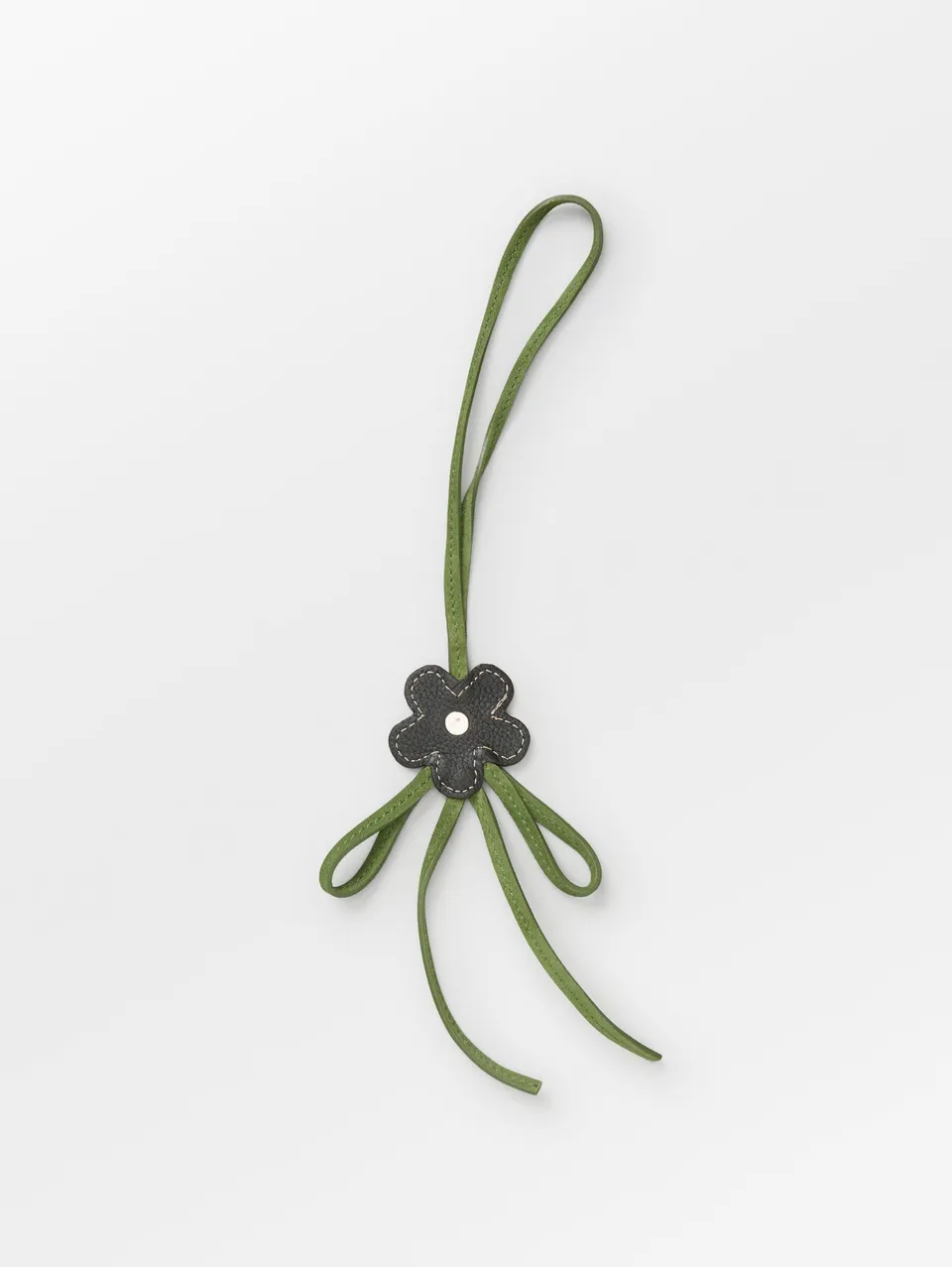 becks-ndergaard-flower-bag-charm-anh-nger-gr-n-leder-blume image 1