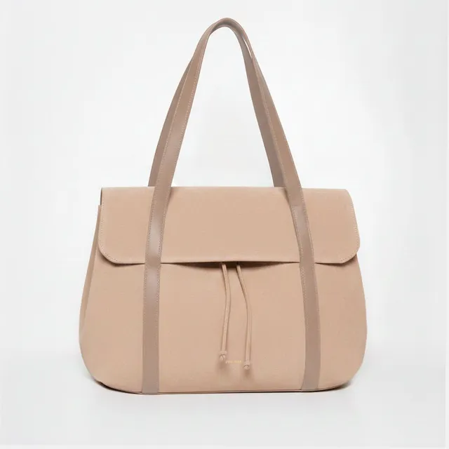 ann-kurz-greatest-shopper-suede-caramelo-laptoptasche-leder image 1