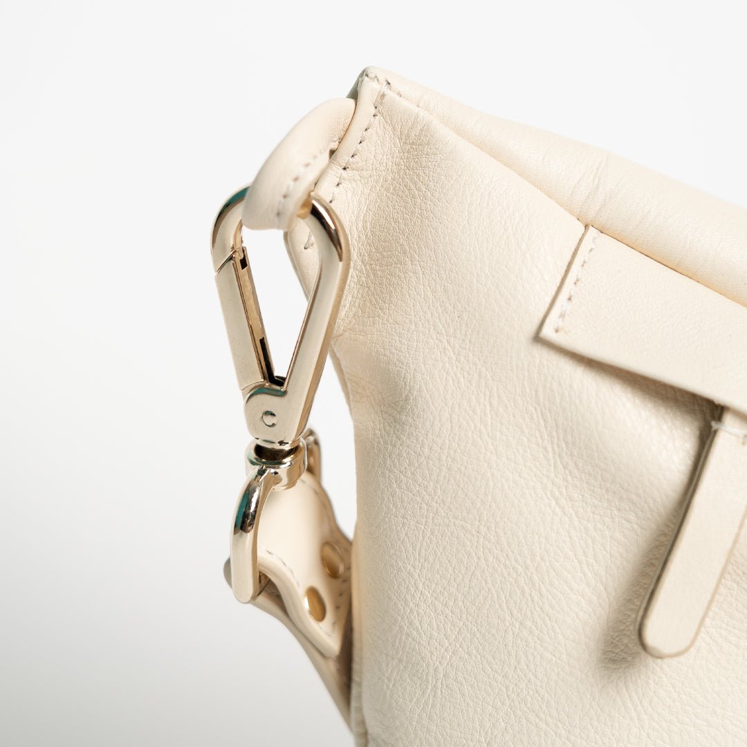 ann-kurz-bum-bag-bauchtasche-nappa-beige-crossbody image 4