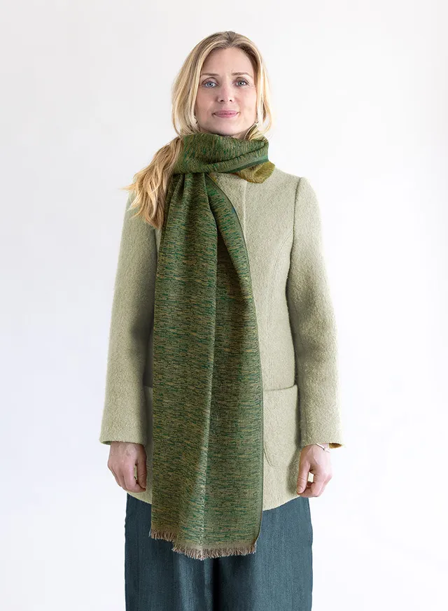 djian-olivia-schal-merinowolle-gr-n-jacquard image 1
