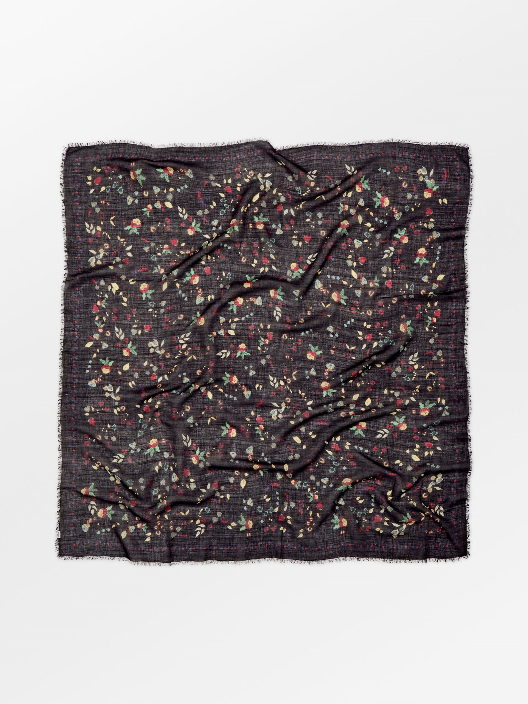 becks-ndergaard-fairygard-siw-tuch-schwarz-90x90-wolle-seide image 1