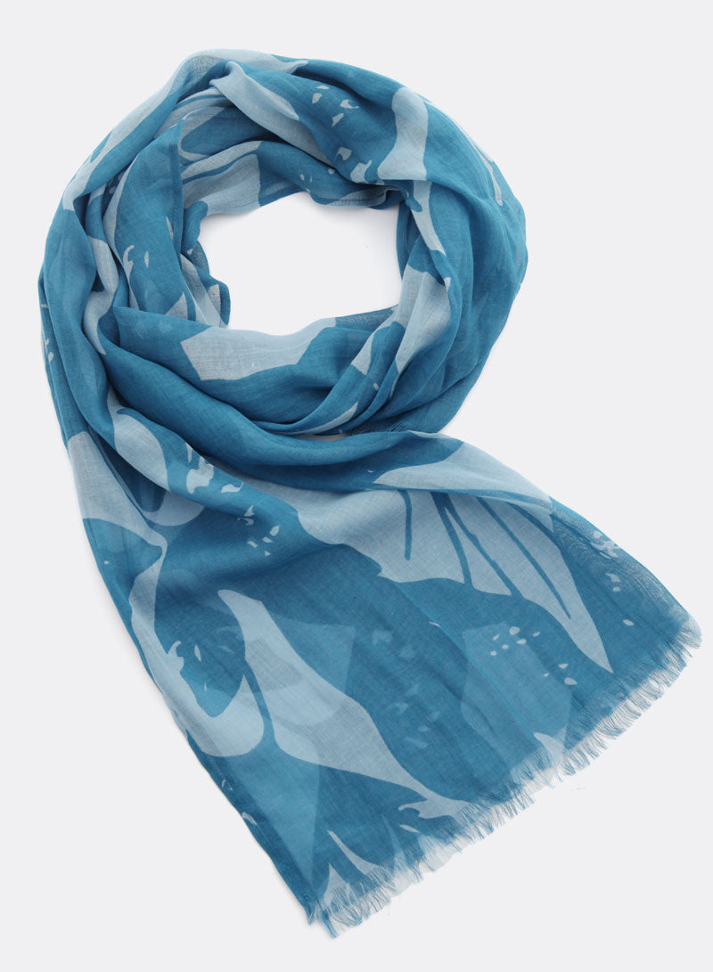 djian-fay-schal-aus-baumwolle-floral-blau-70x190-cm image 2