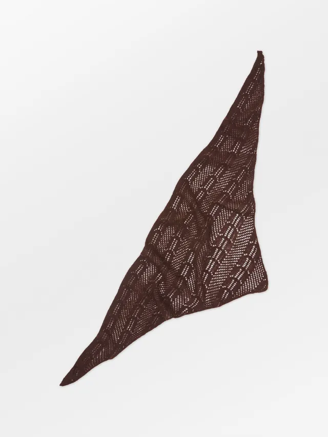 becks-ndergaard-knitia-dreieckstuch-hot-fudge-46x135-wolle image 1
