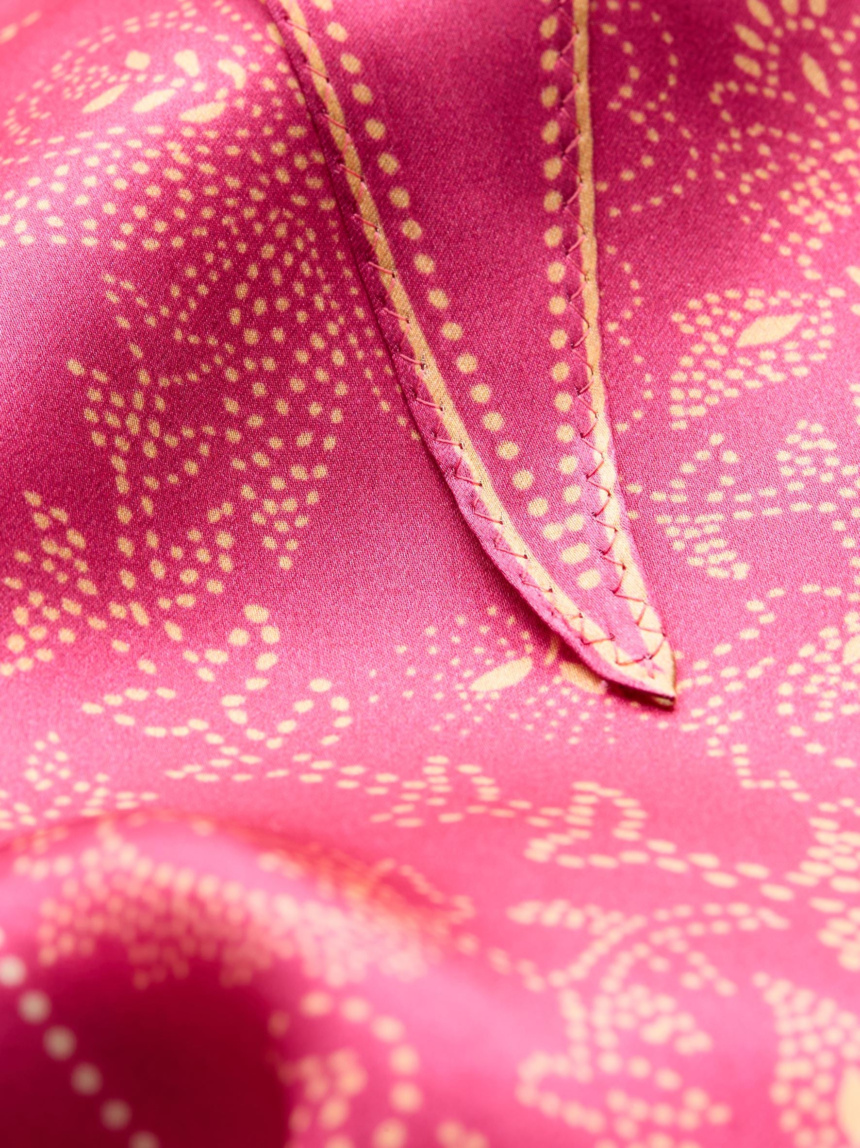 becks-ndergaard-dotted-flora-diamond-schal-seide-pink image 3