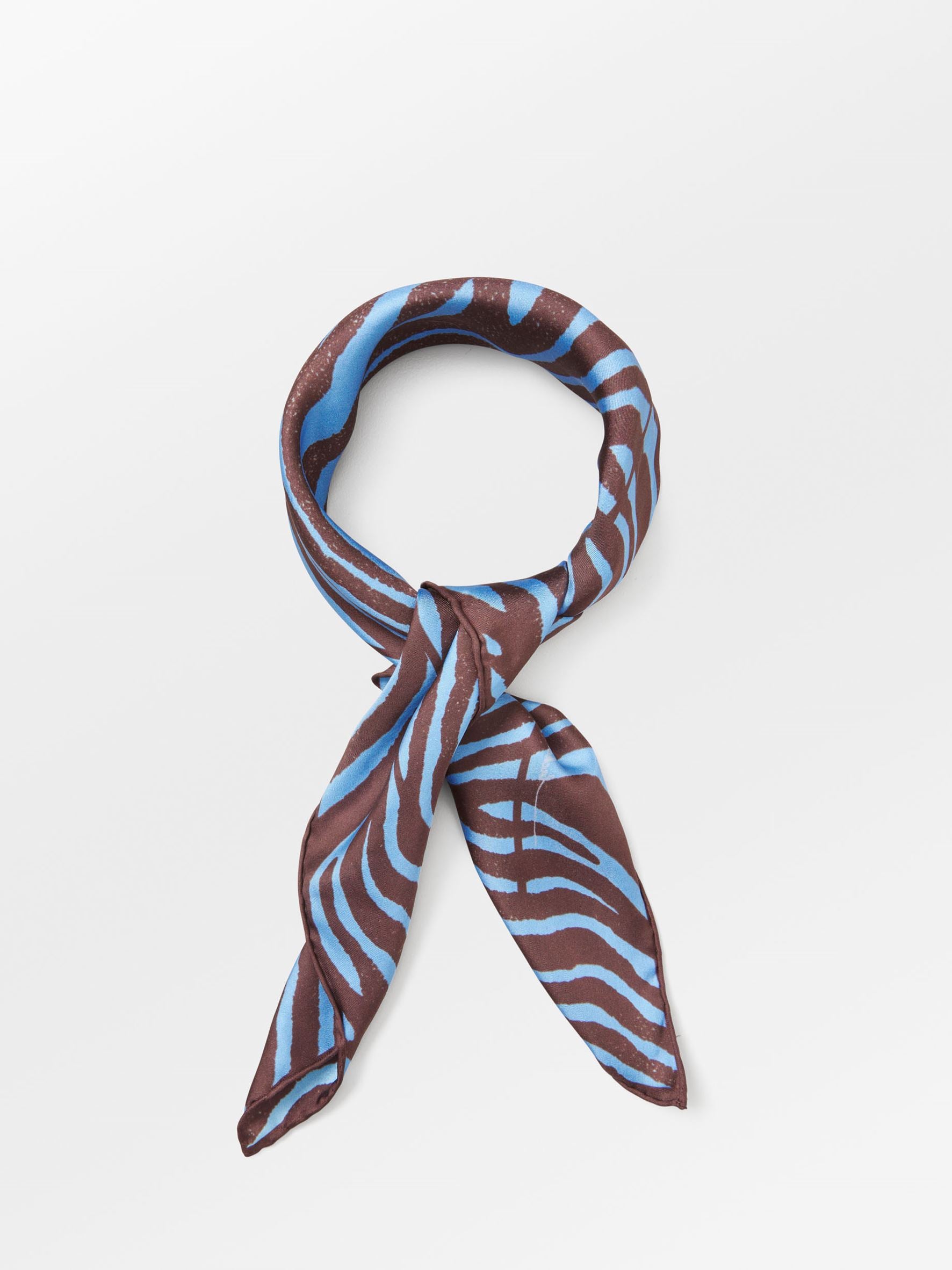 becks-ndergaard-zelora-sia-tuch-seide-dusk-blue-65x65 image 2