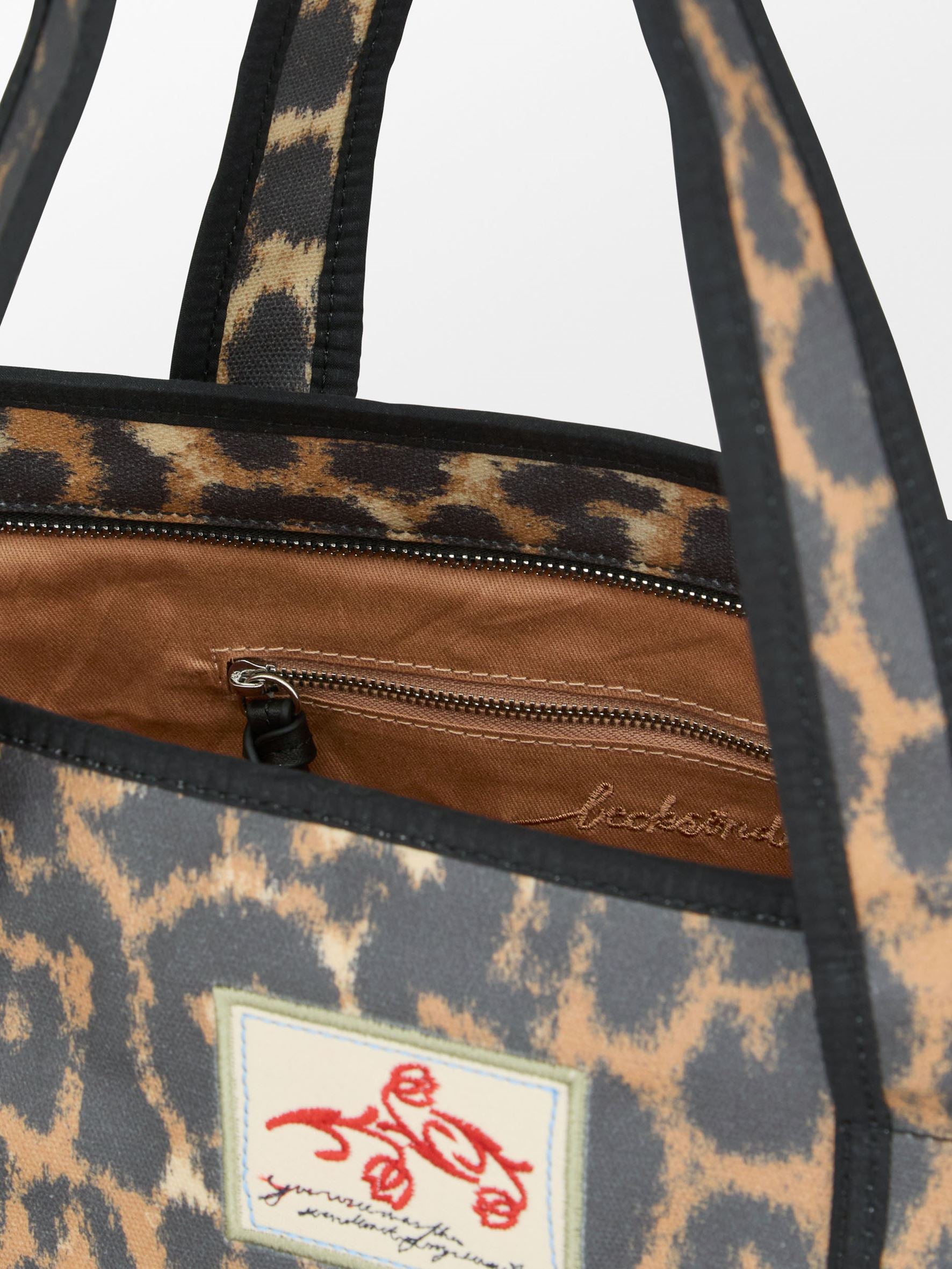 becks-ndergaard-leopa-aubrey-shopper-leo-40x34-laptoptasche image 3