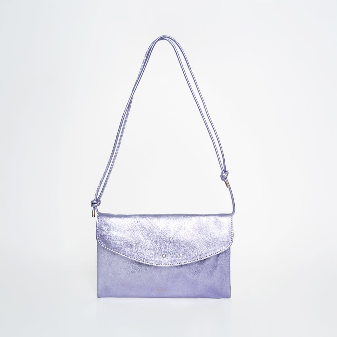 ann-kurz-cute-clutch-leder-metallic-lavanta-crossbody image 1