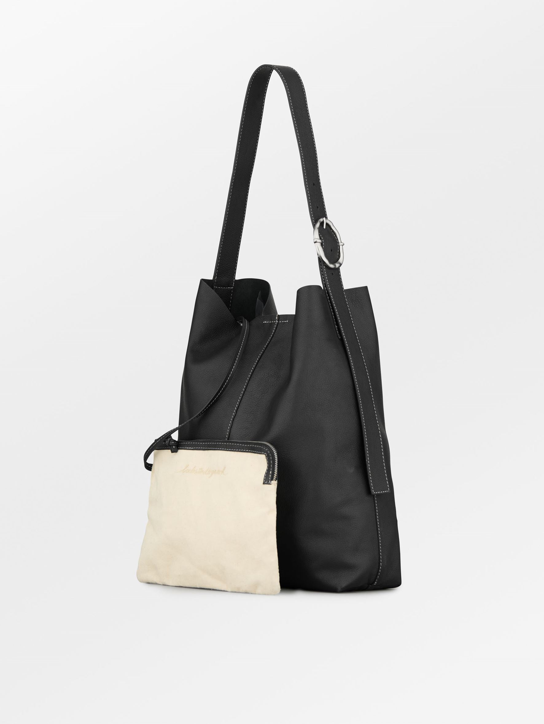 becks-ndergaard-grain-mae-buckle-tasche-schwarz-32x40 image 2