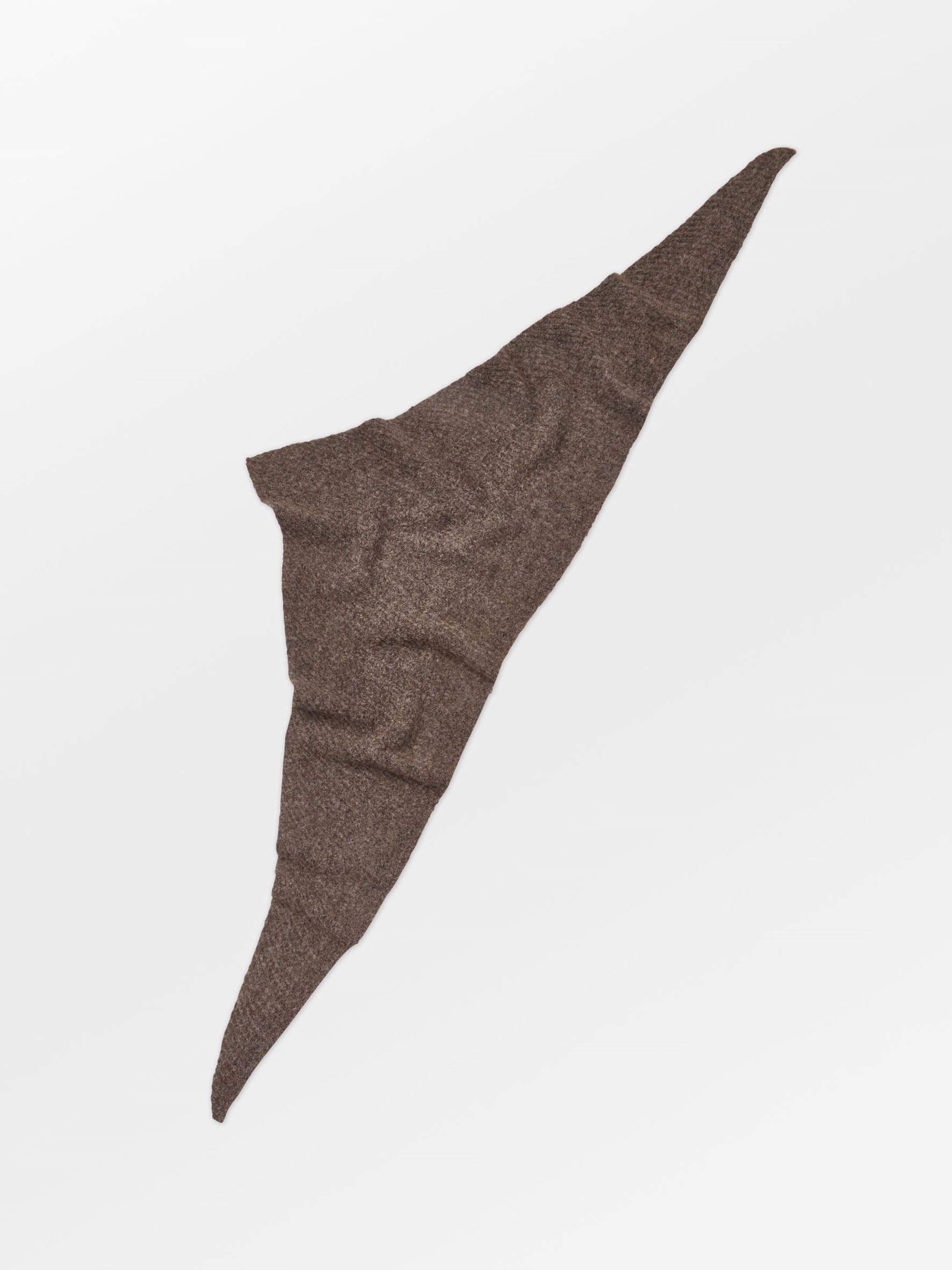 becks-ndergaard-alpaca-wool-triangle-schal-hot-fudge-160x55 image 2