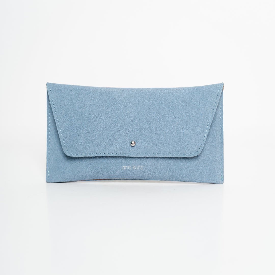 ann-kurz-mini-envelope-geldb-rse-celeste-recycled-suede image 1
