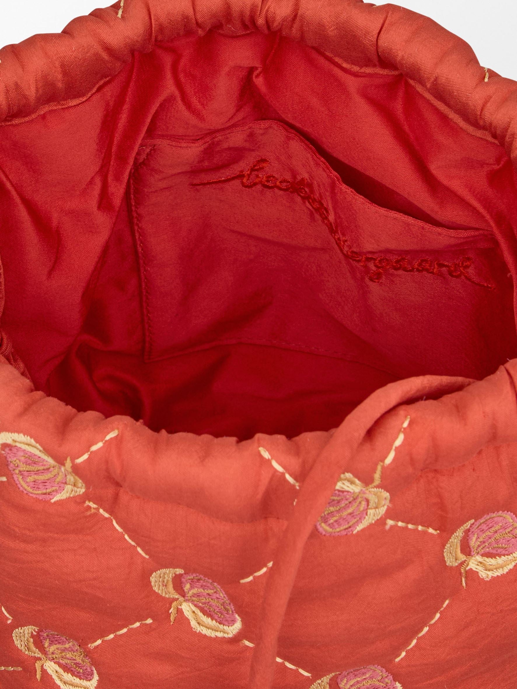 becks-ndergaard-graphiflora-bina-beuteltasche-grenadine-rot image 3