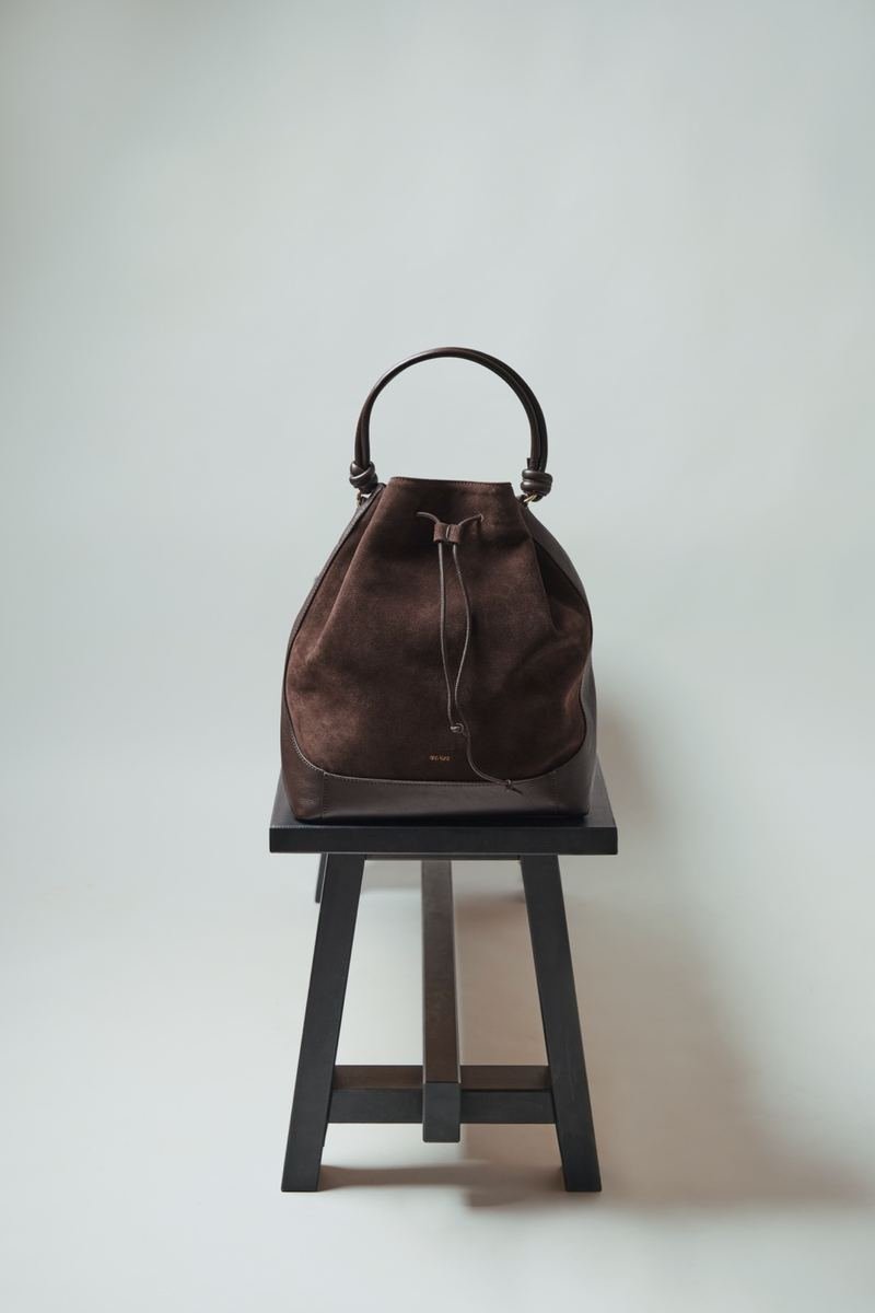 ann-kurz-saku-tall-beuteltasche-suede-mocha-rucksack-leder image 2