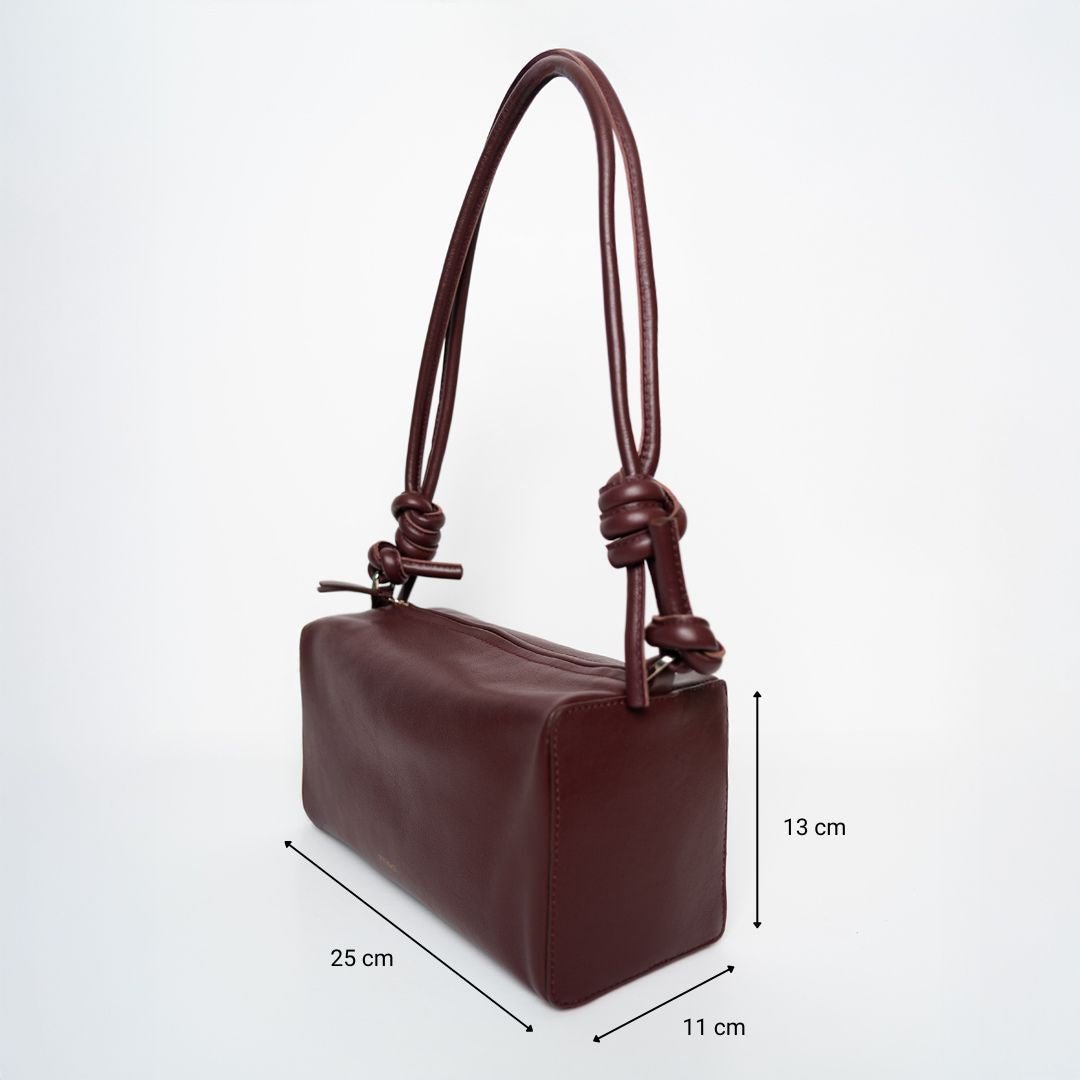 ann-kurz-long-square-schultertasche-nappa-burgunderrot-l-ngs image 4