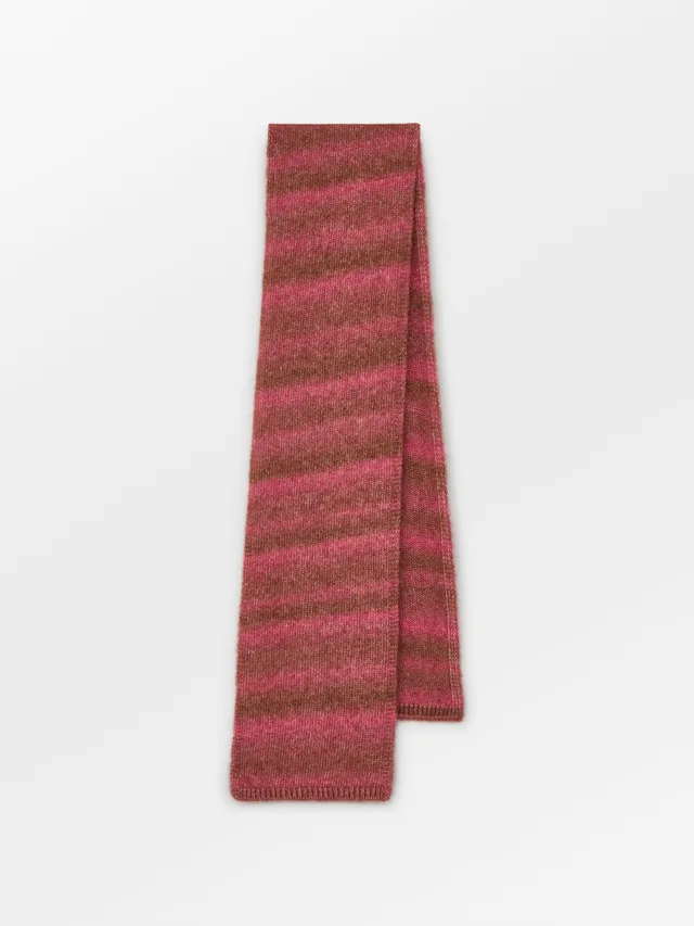 becks-ndergaard-lenny-scarf-wollschal-carmine-pink-24x180 image 1