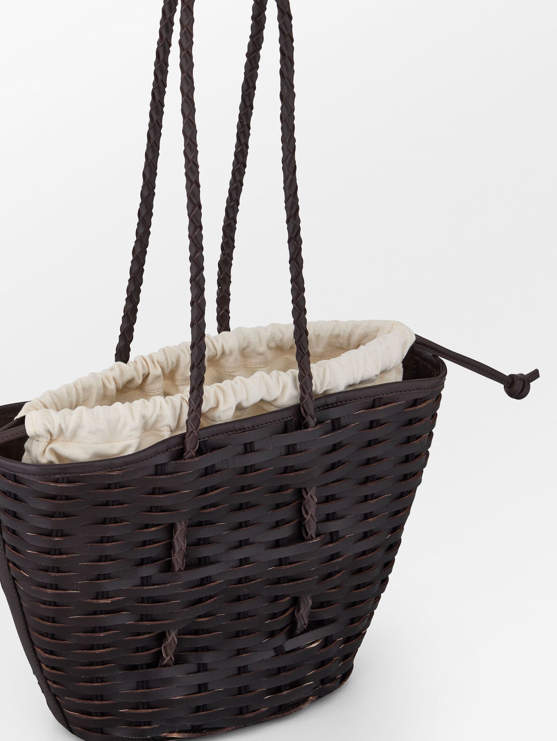 becks-ndergaard-braided-leather-adina-tasche-hot-fudge-braun image 2
