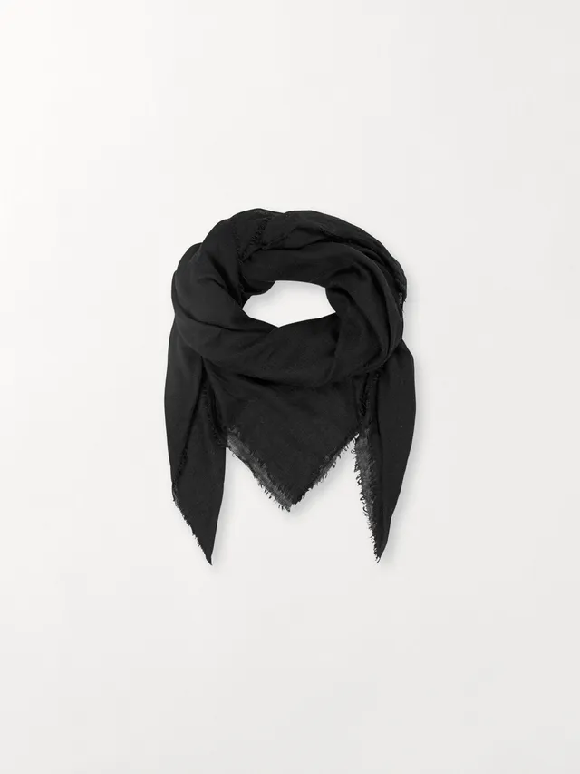 becks-ndergaard-mill-wool-schal-wolle-schwarz-140x140-cm image 1