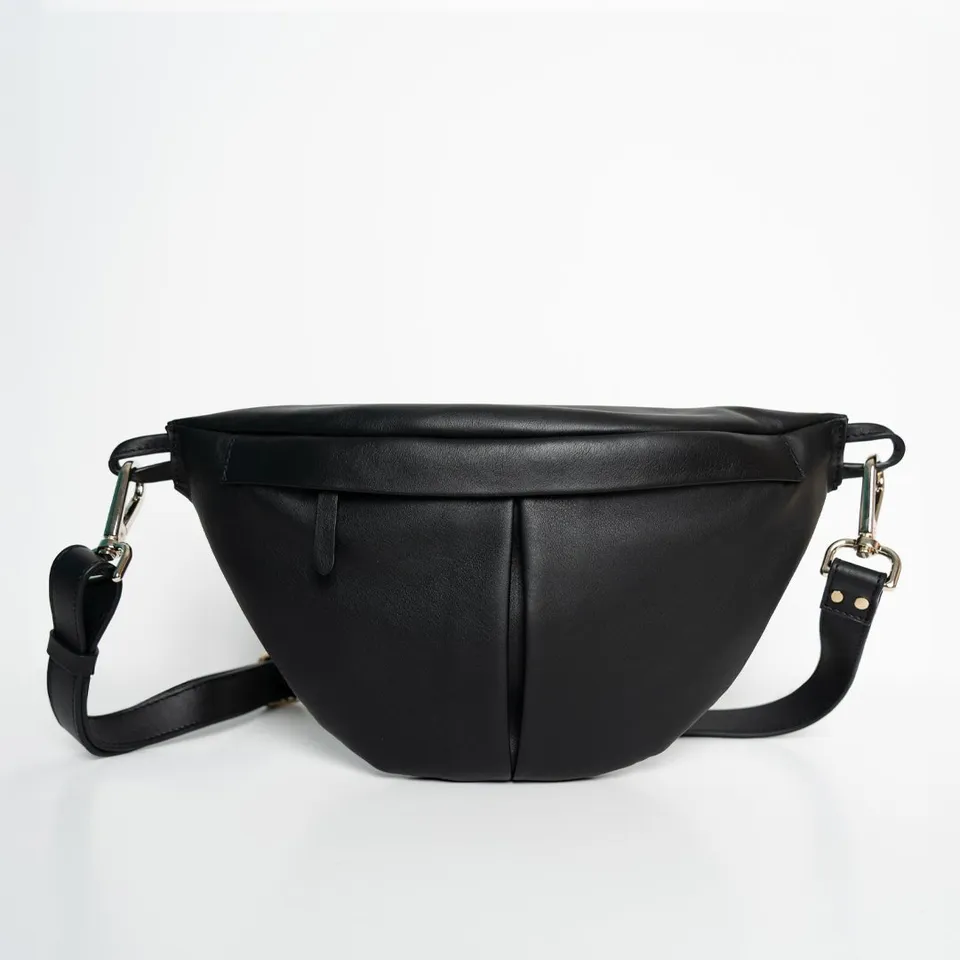ann-kurz-bum-bag-bauchtasche-schwarz-nappa-verstellbar image 1