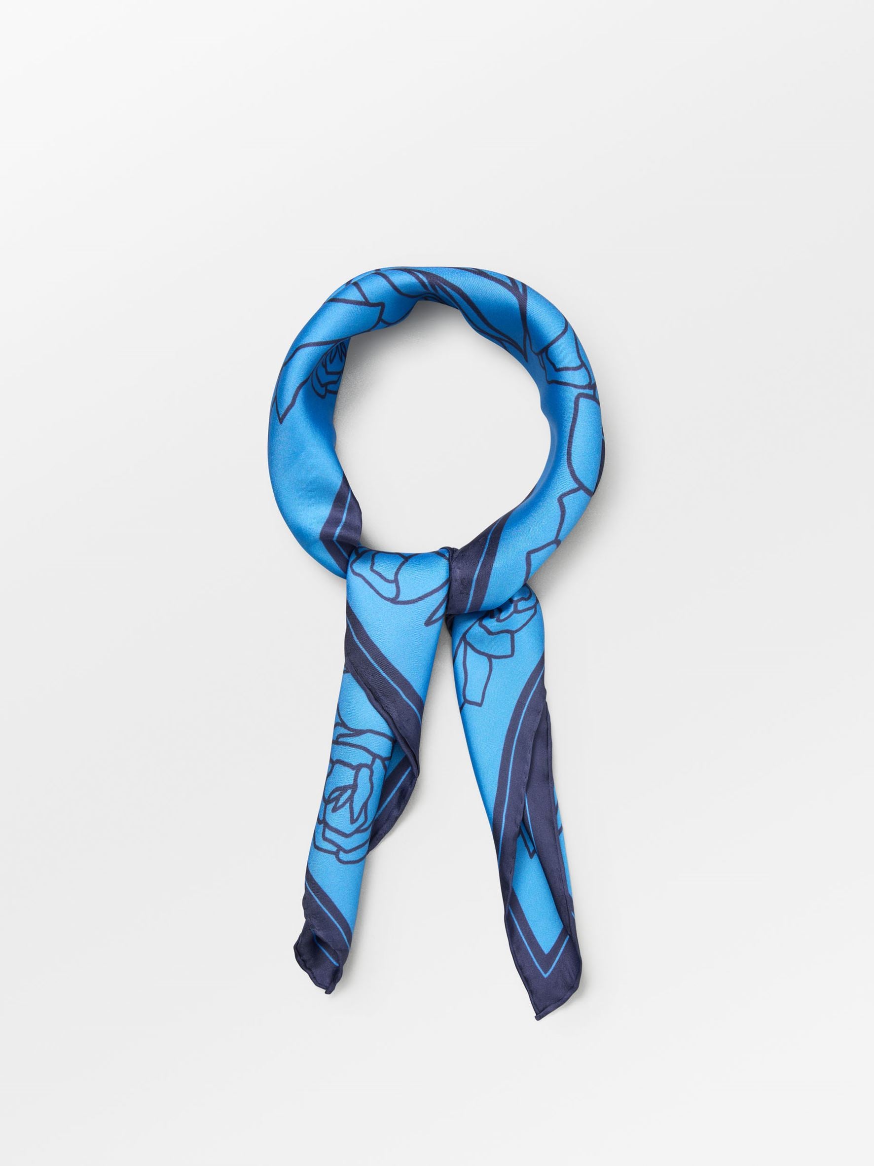 becks-ndergaard-stencia-tulip-sia-tuch-seide-azure-blue-65x65 image 2