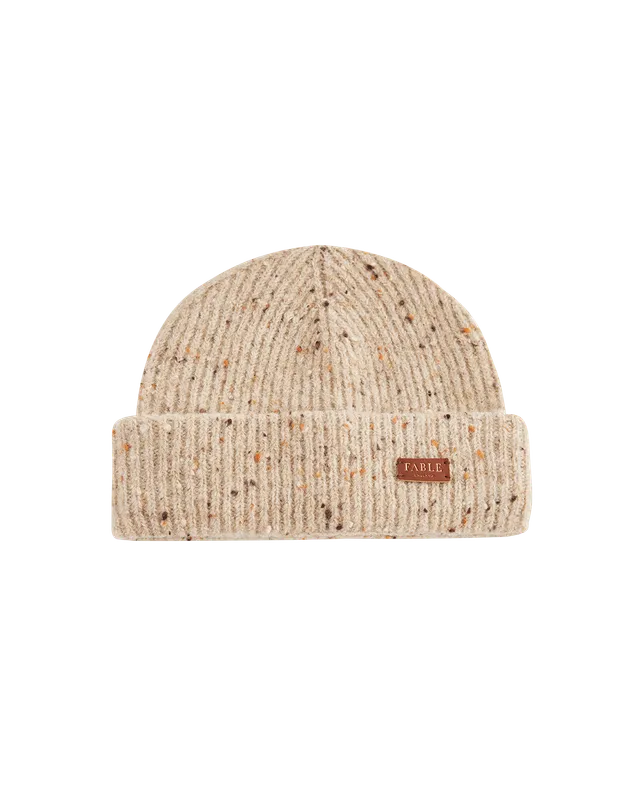 fable-england-accessories-strickm-tze-taupe-beanie-winter image 1