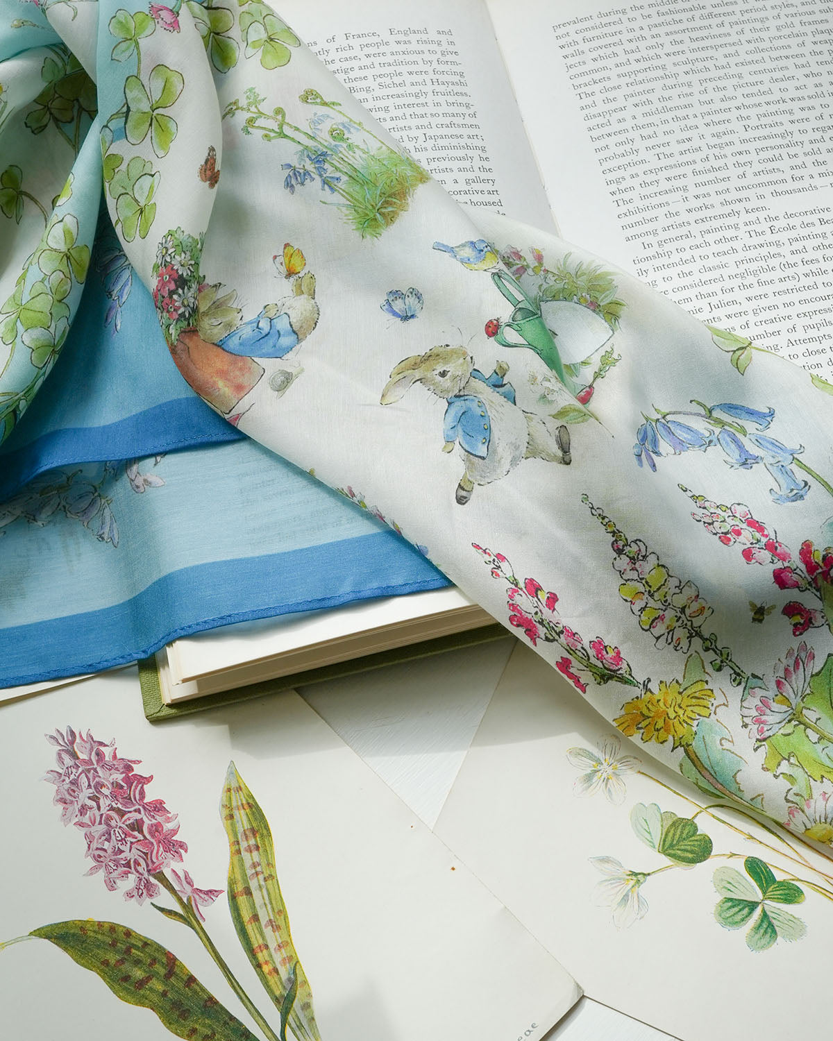 fable-england-peter-rabbit-tuch-blau-seide-quadrat-90 image 5
