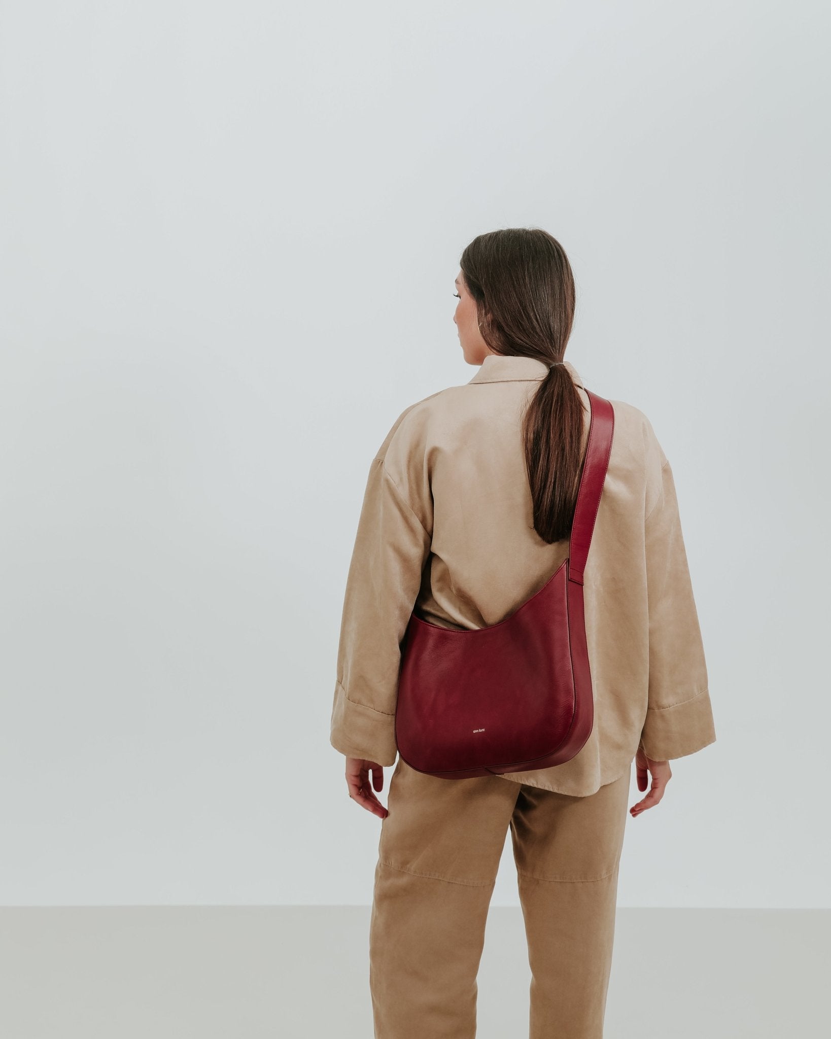 ann-kurz-versatile-hobo-shopper-nappa-braun image 5