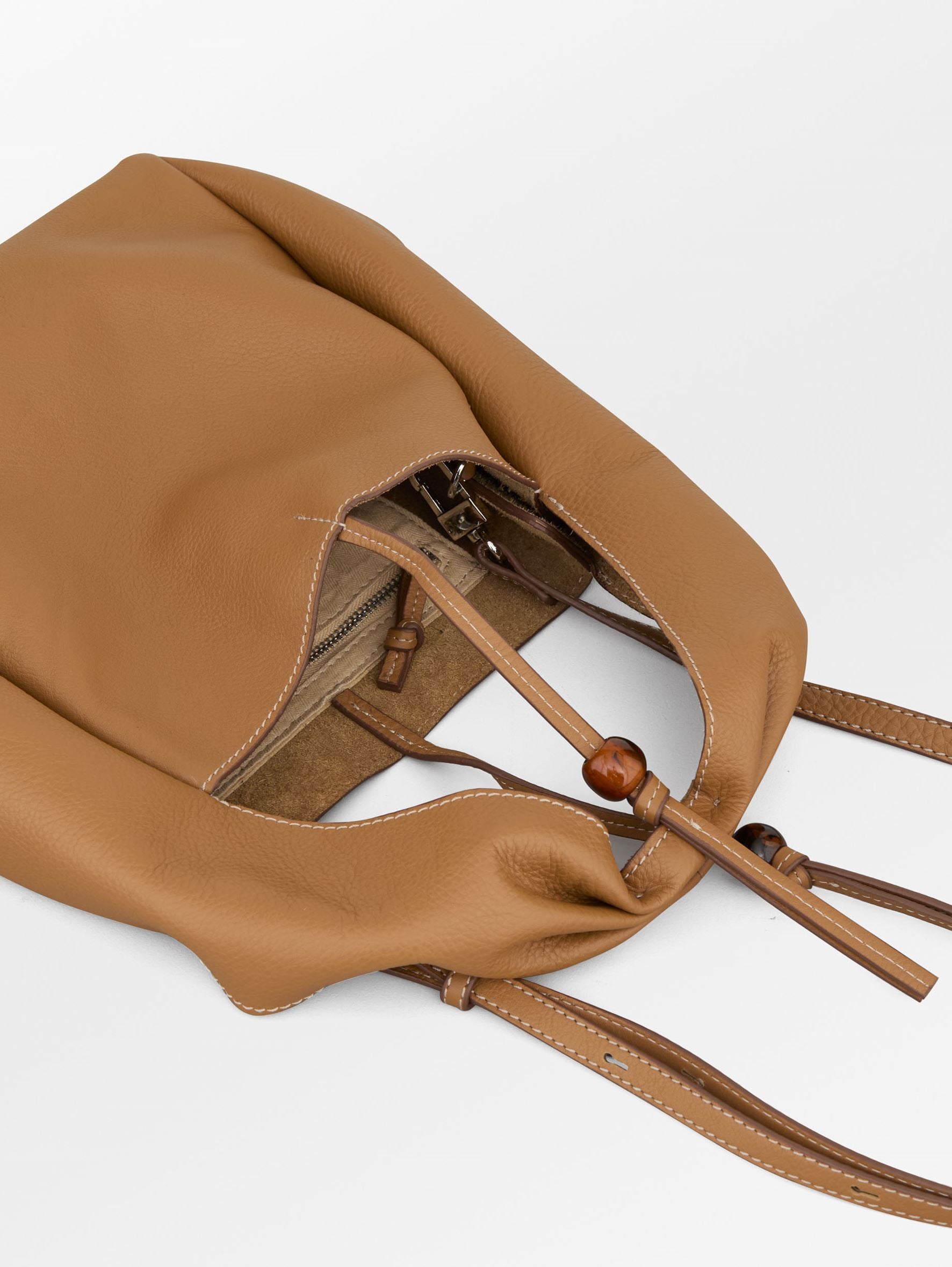 becks-ndergaard-grain-harper-tasche-leder-braun-22x21 image 3