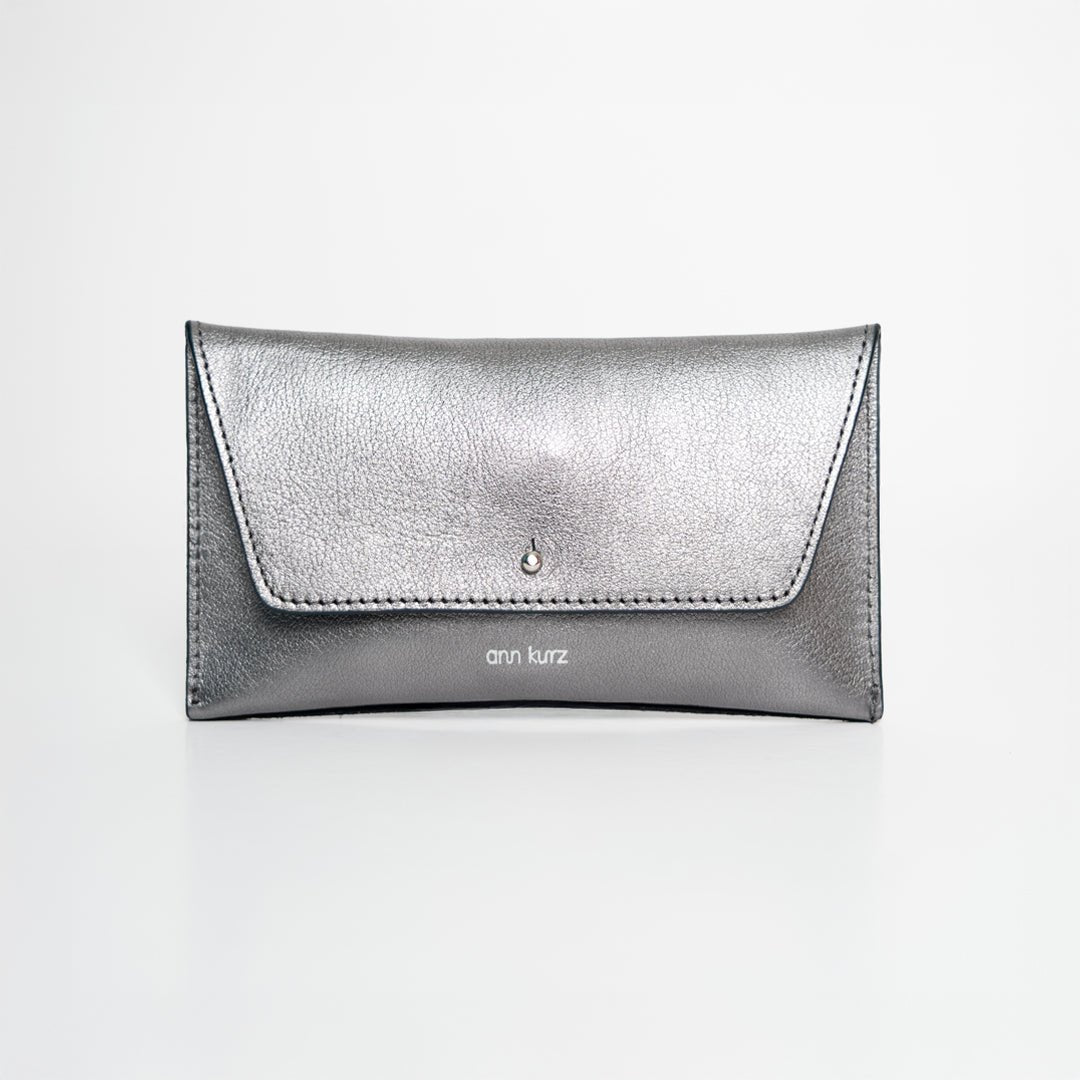 ann-kurz-mini-envelope-geldb-rse-metallic-dunkelsilber image 1